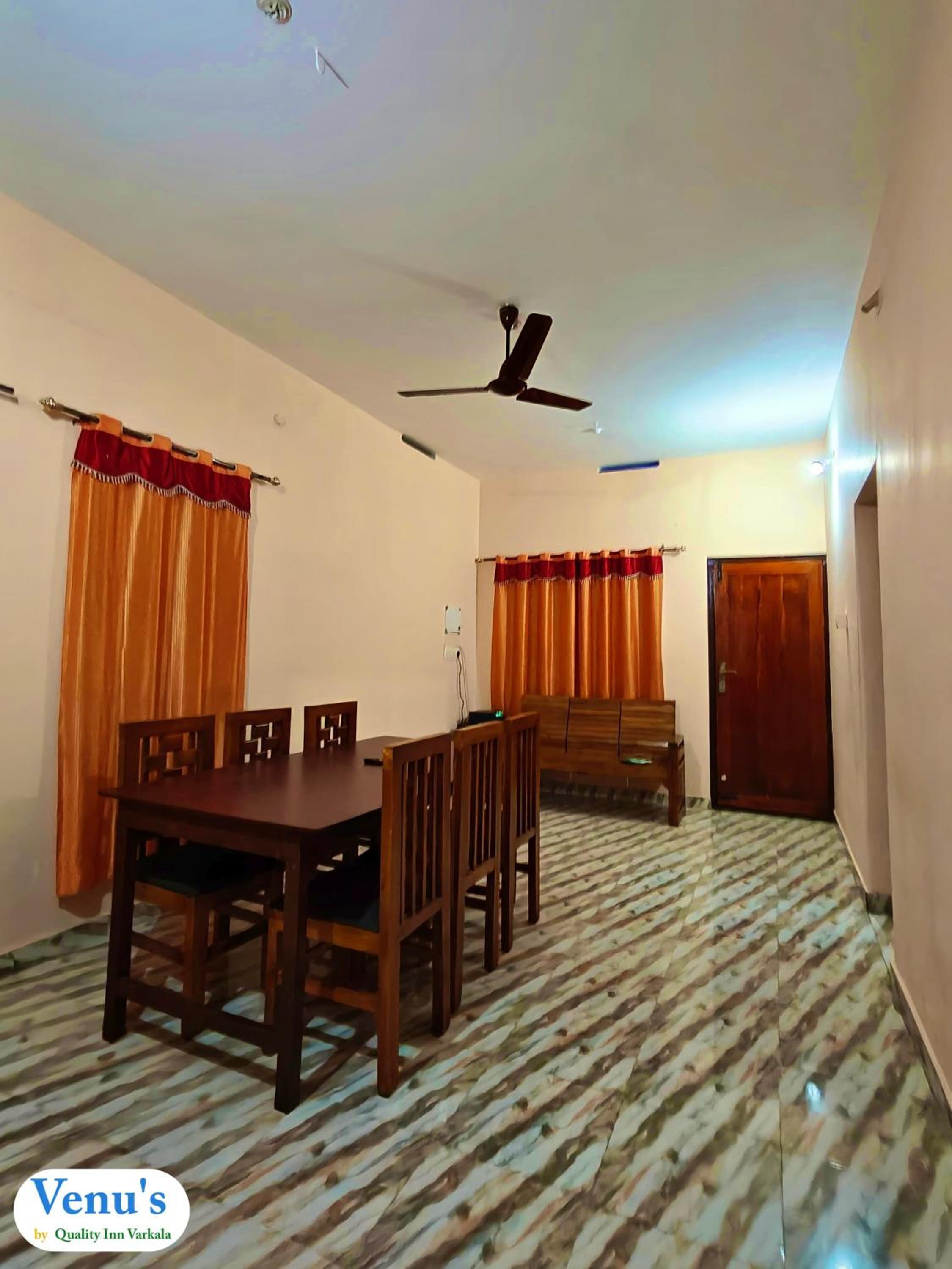 Two-Bedroom House photo 2