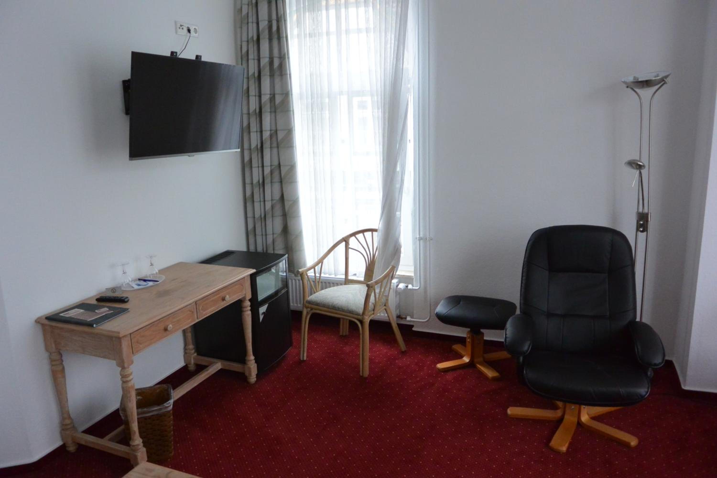 Double Room - Photo 1