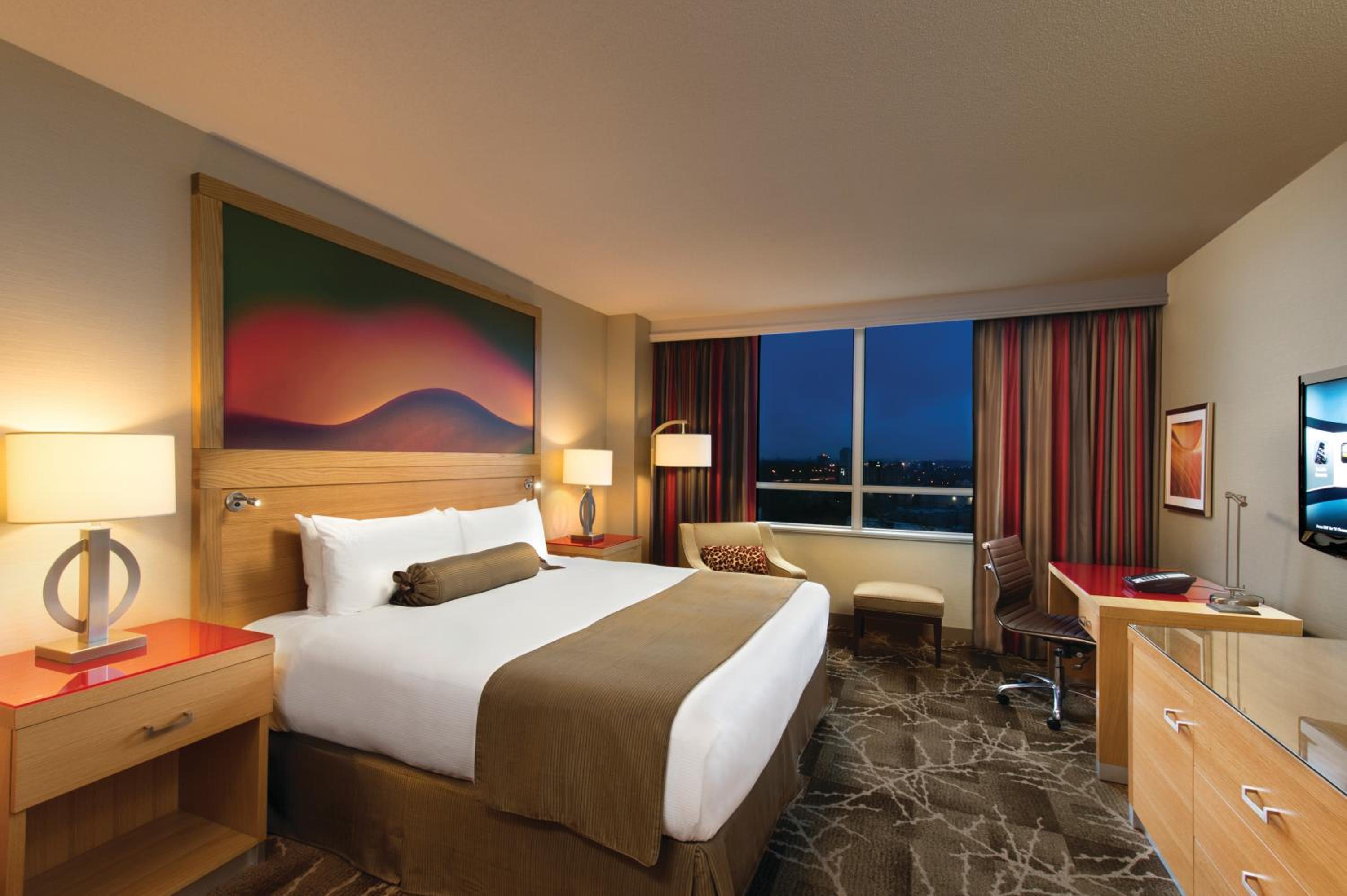 Casino One Bedroom Tower Suite (Non Smoking) photo 1