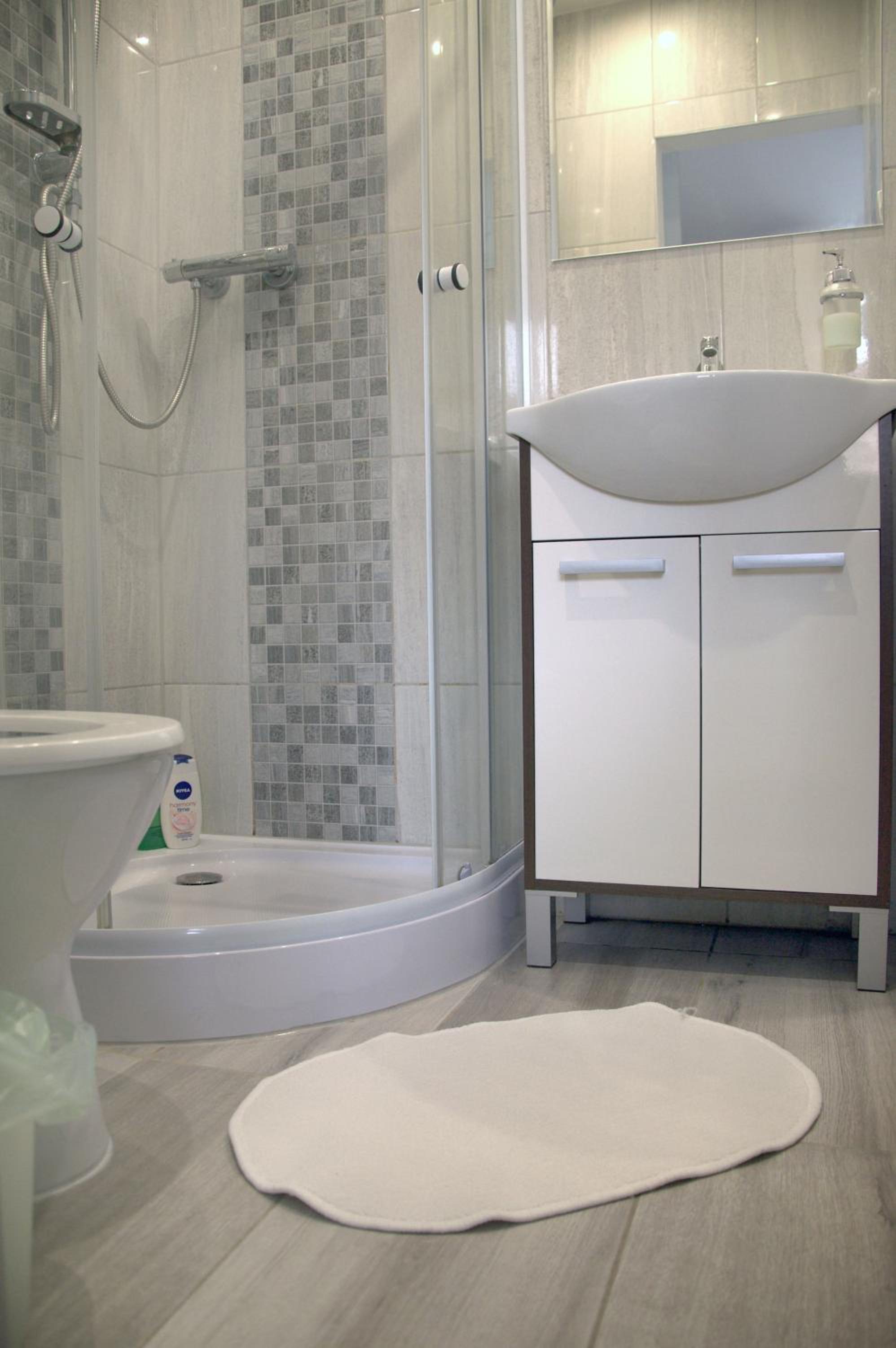 Apartment - Photo 9