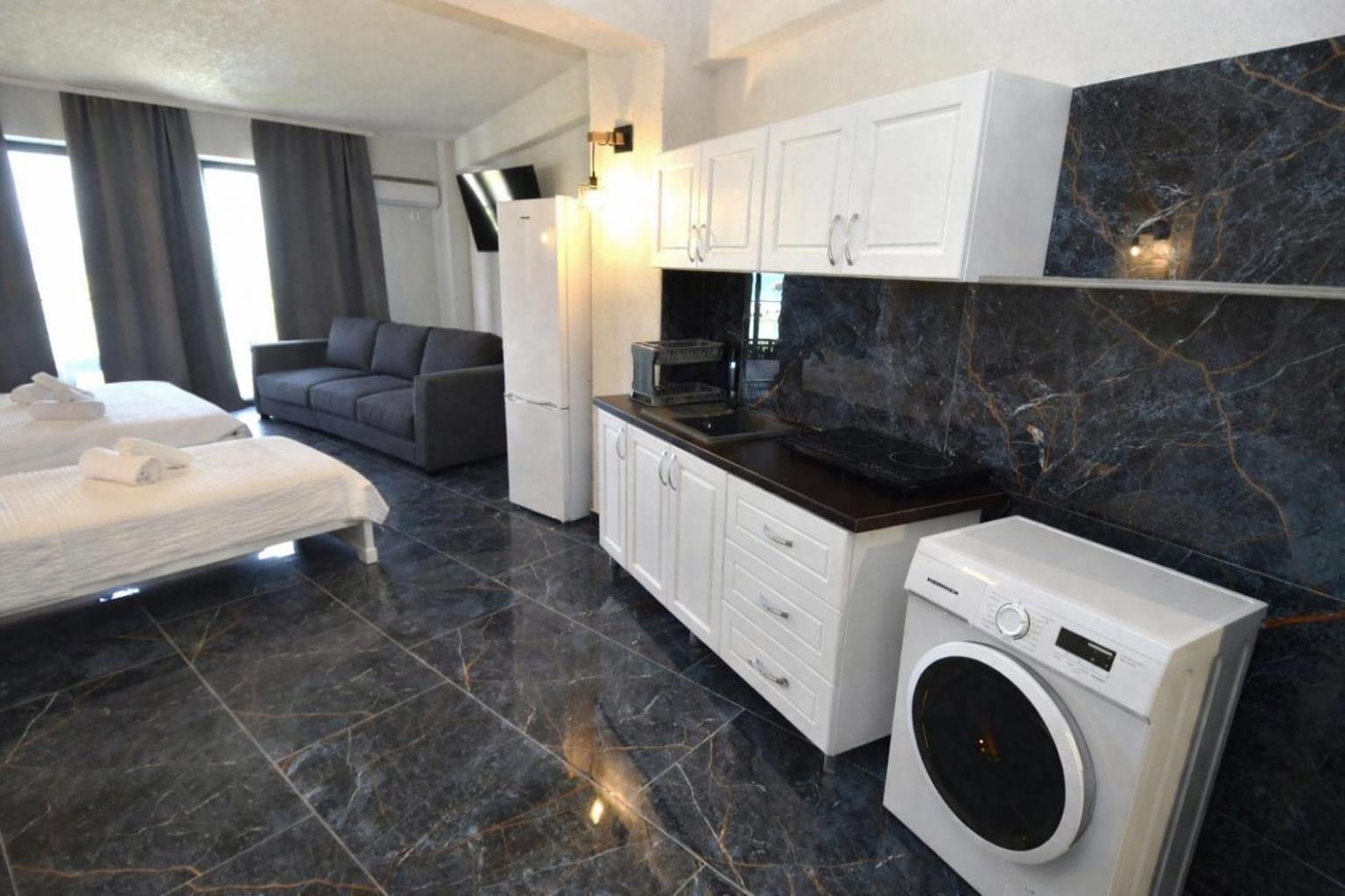 Deluxe Triple Room with Sea View photo 1