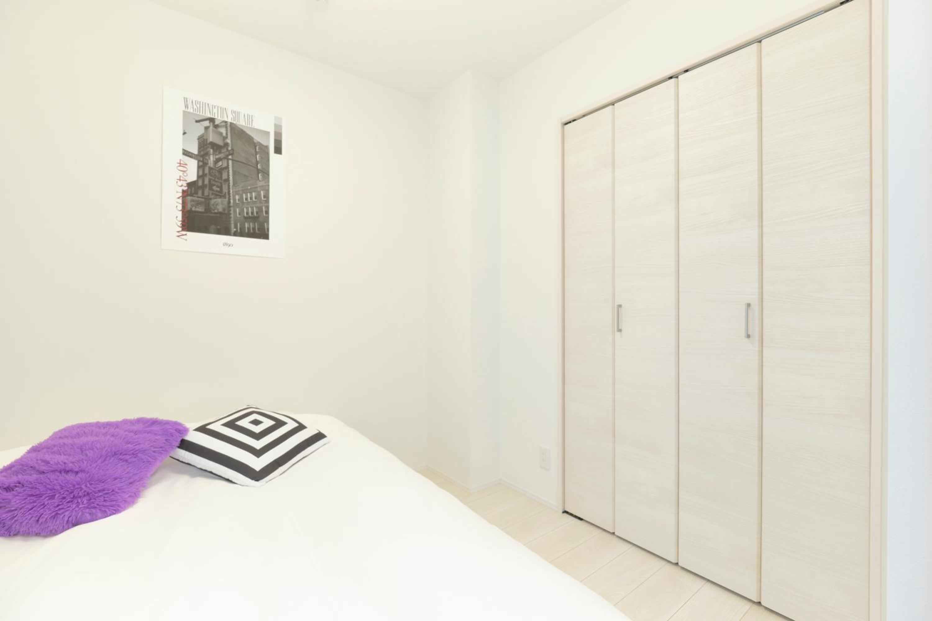 One-Bedroom Apartment photo 2