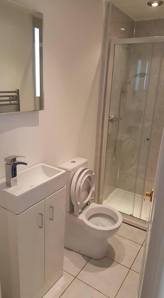 Double or Twin Room with Shower photo 2