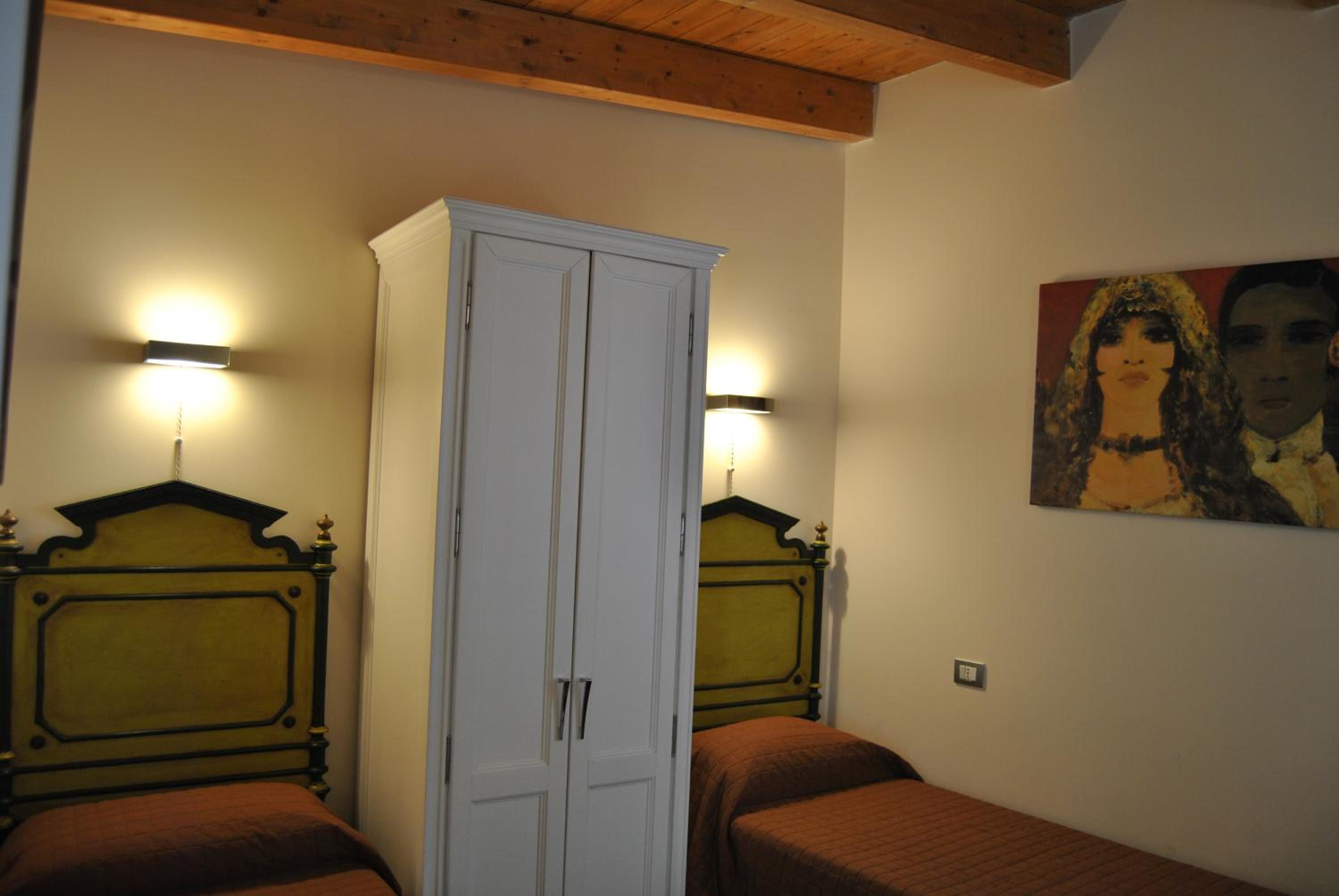 Single Room photo 1