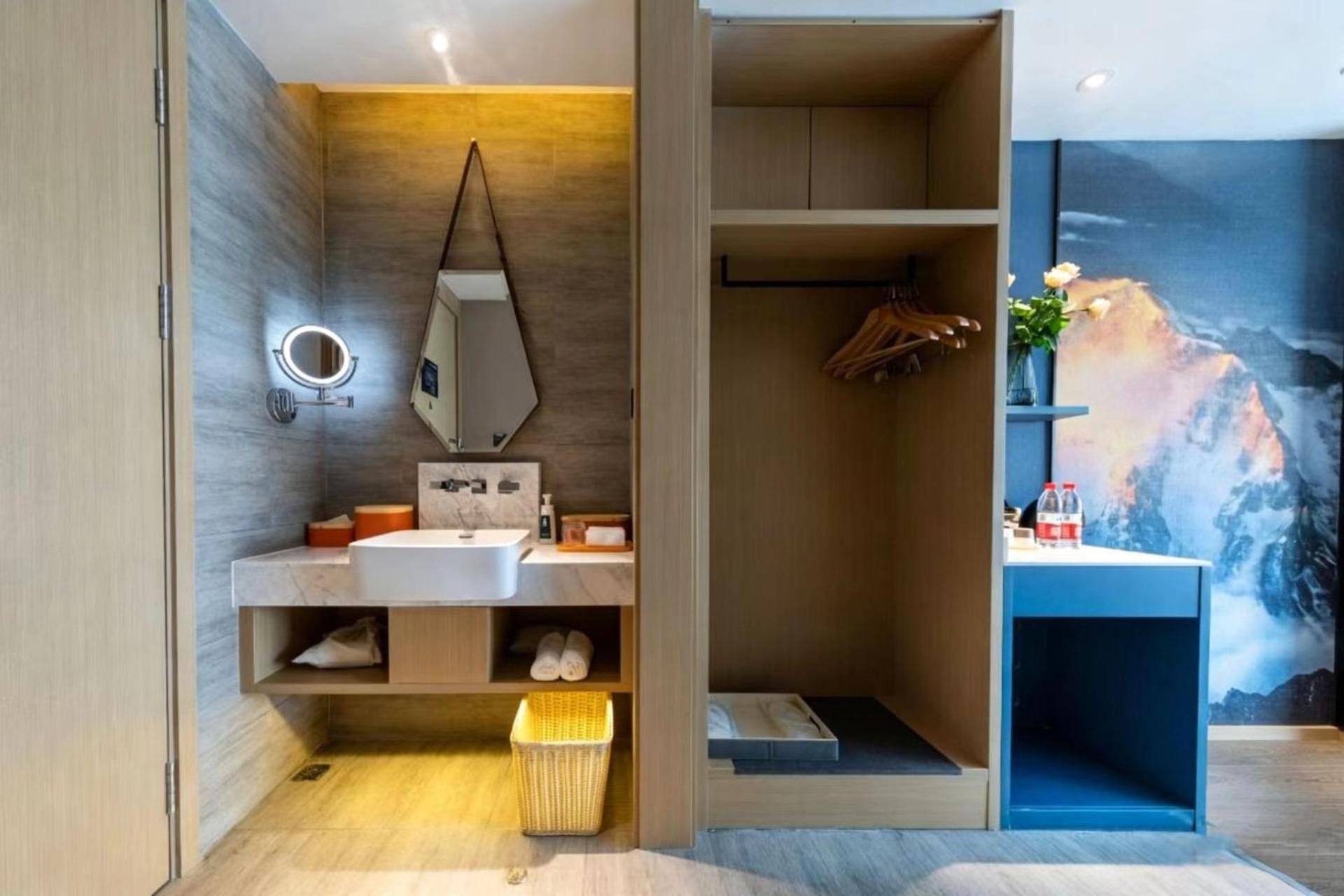 Jimu Family Twin Room photo 3