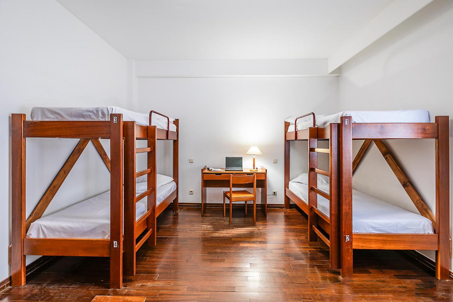 Quadruple Room with Shared Bathroom photo 1