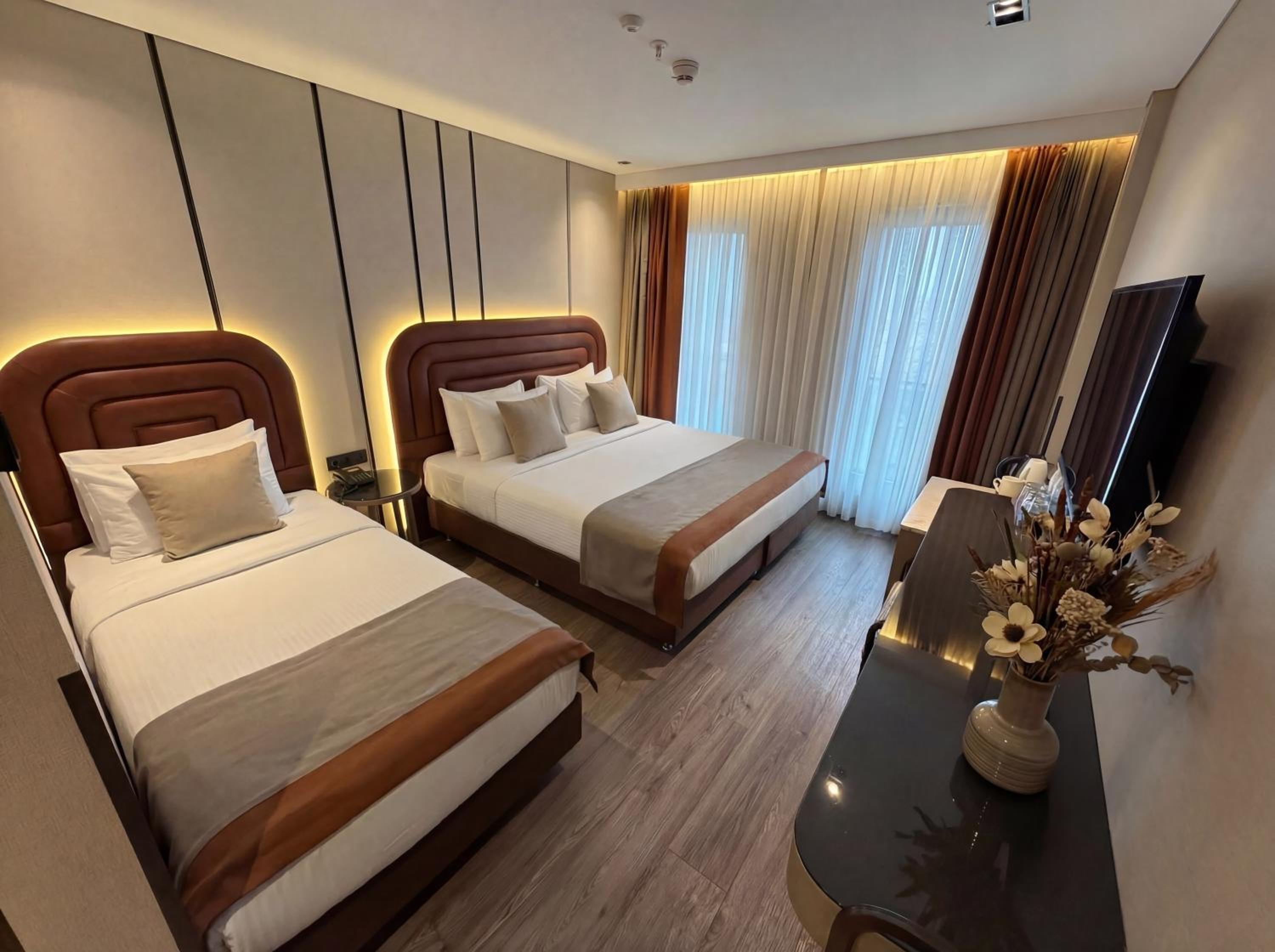 Family Triple Room photo 3