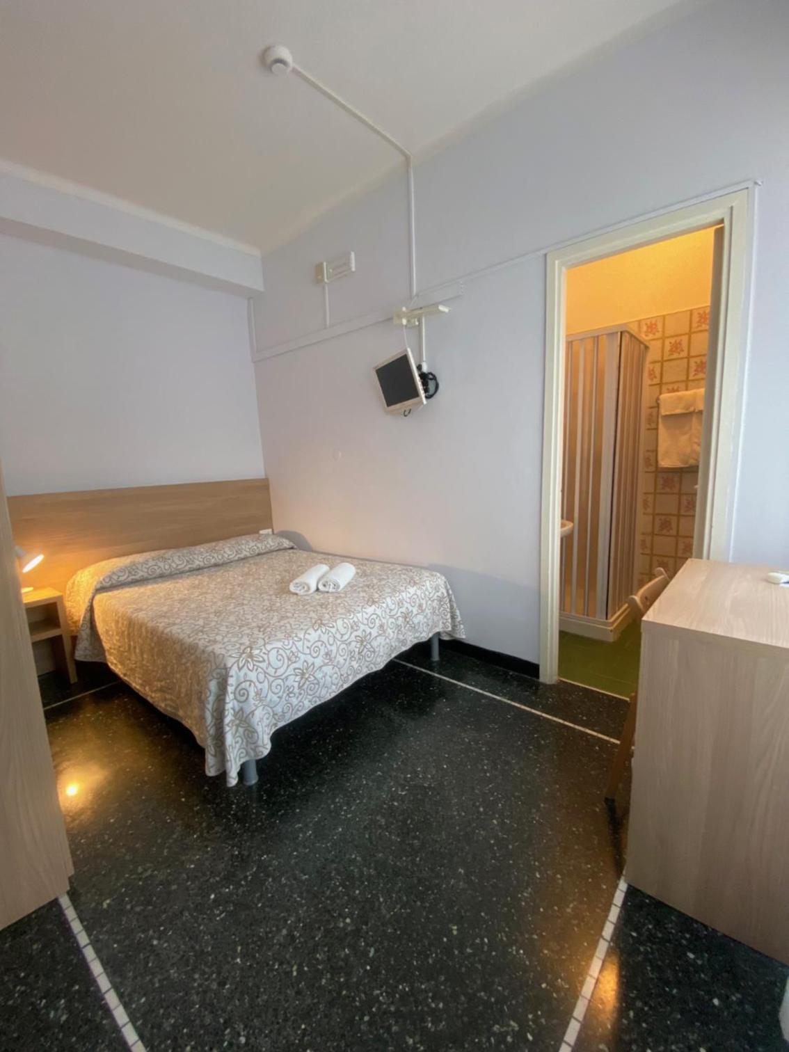 Deluxe Single Room photo 3