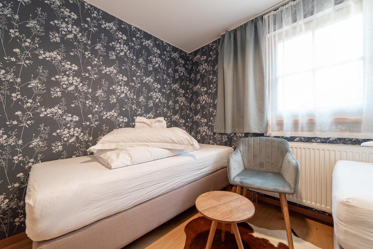 Two-Bedroom Apartment with View photo 1