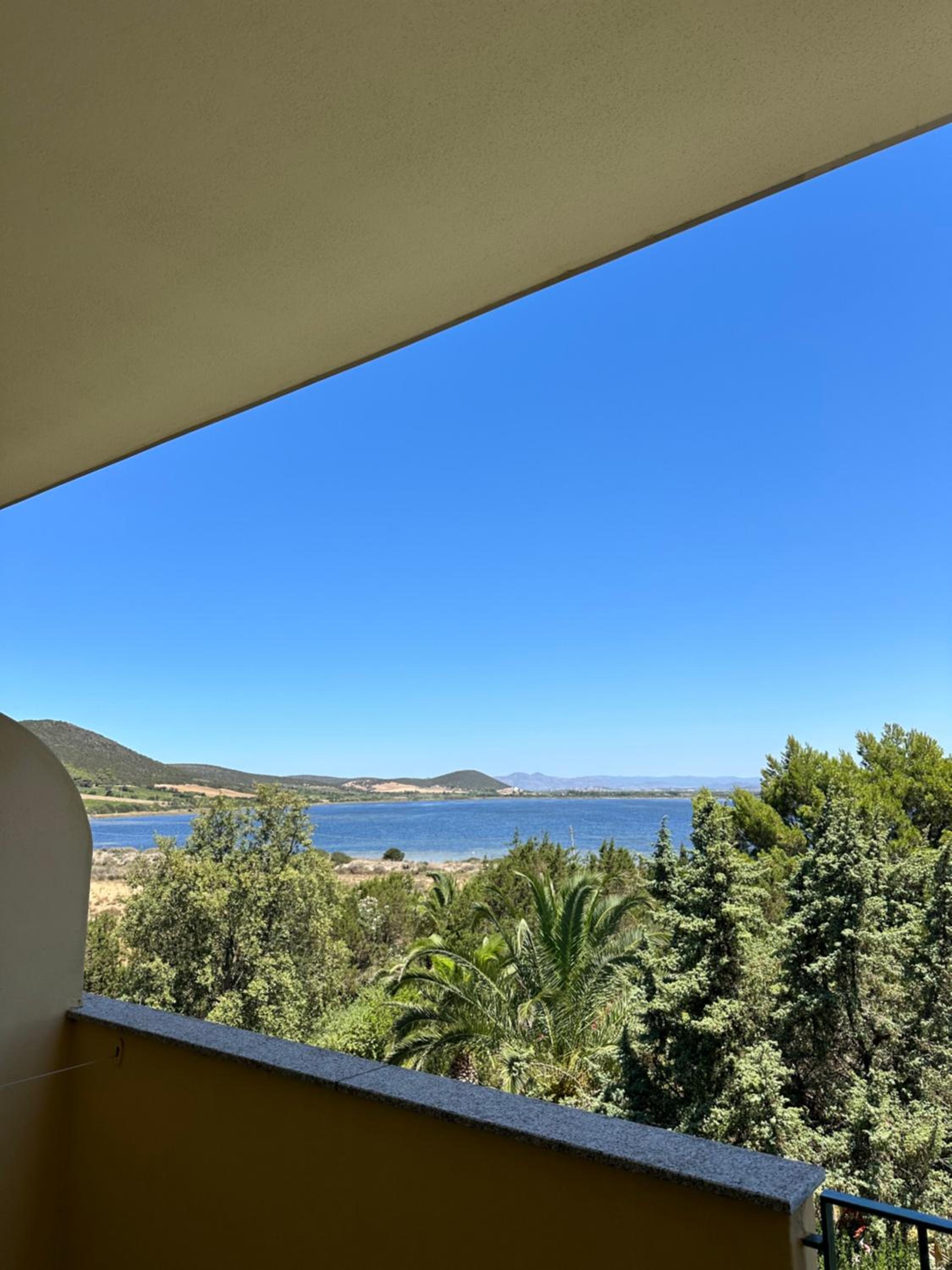 Suite with Lake View photo 1