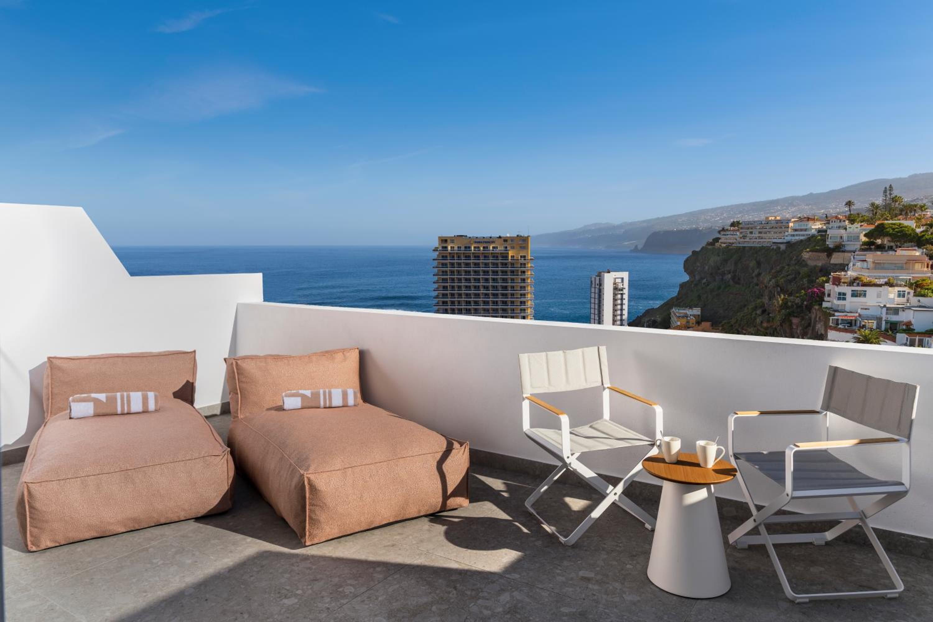 Superior Twin Room with Sea View