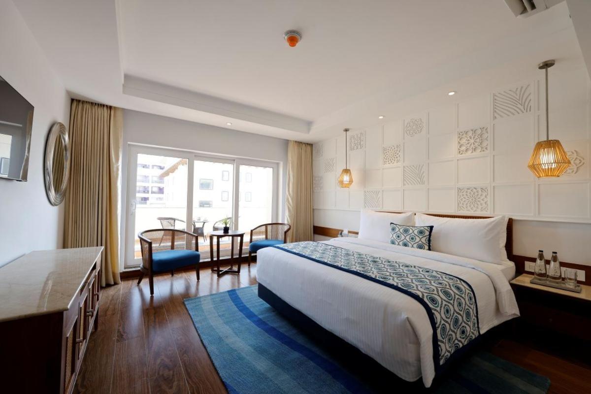 Partial Sea View Room with Terrace