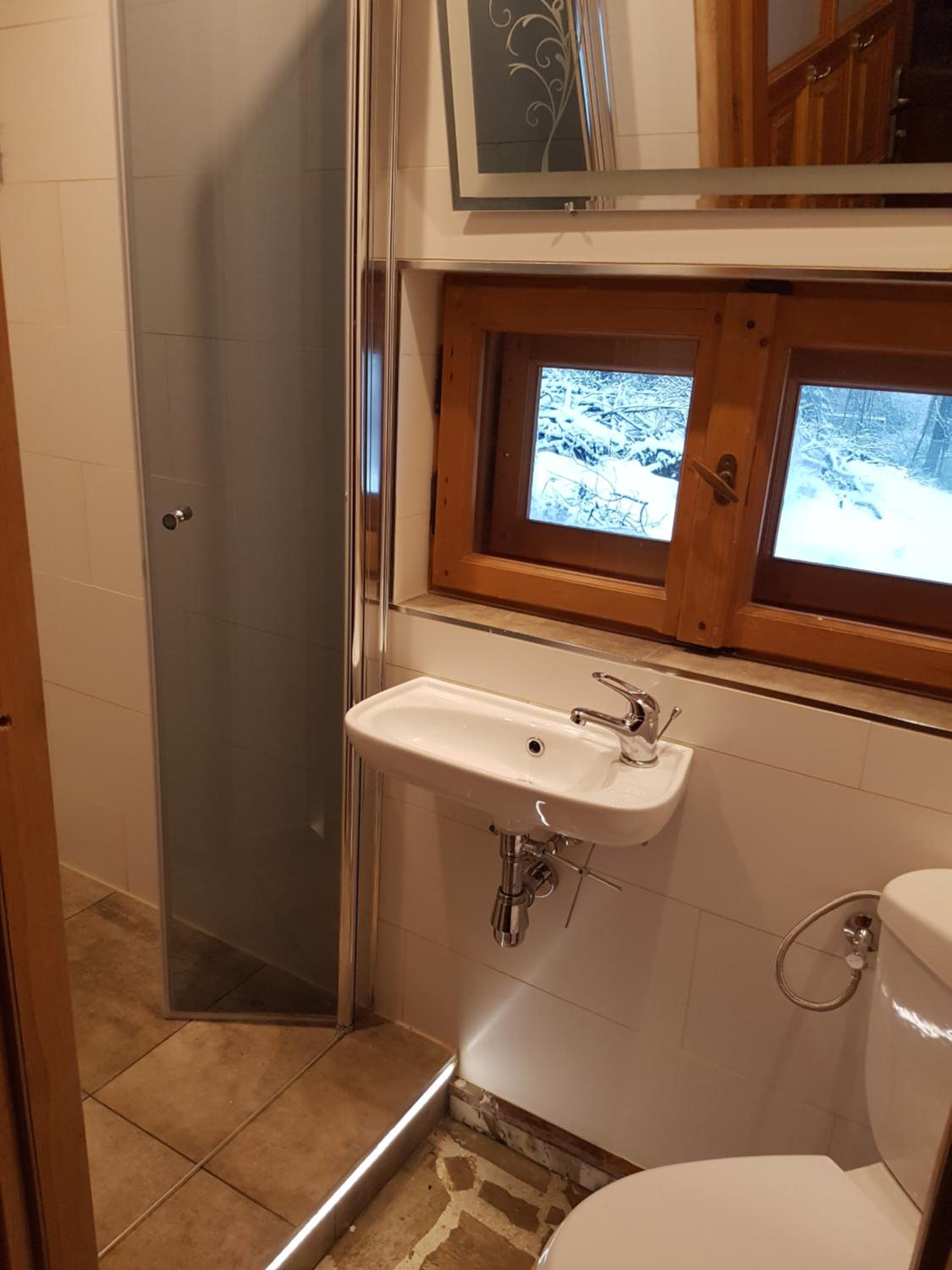 One-Bedroom Chalet - Photo 16