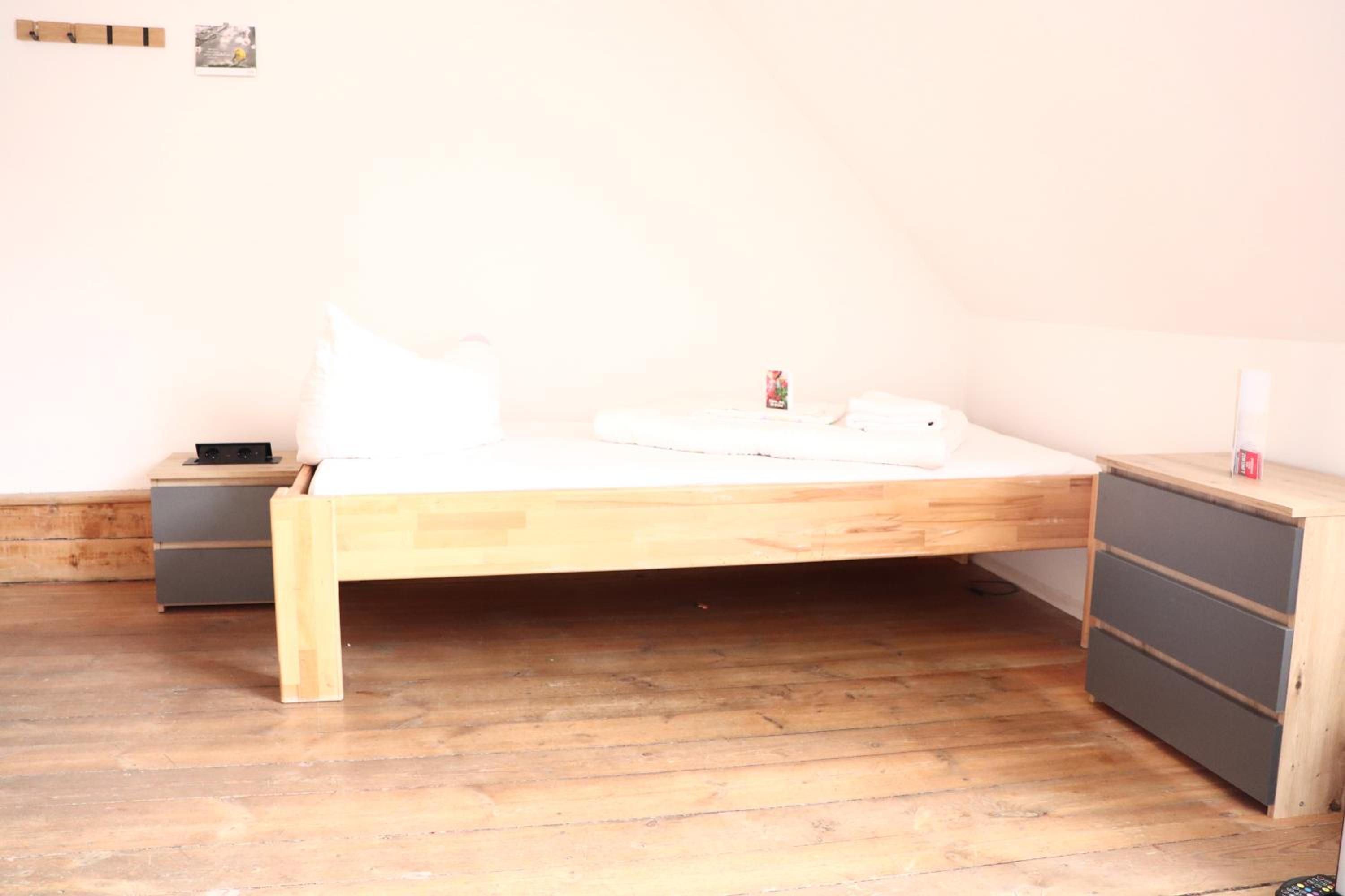Standard Triple Room - Photo 2