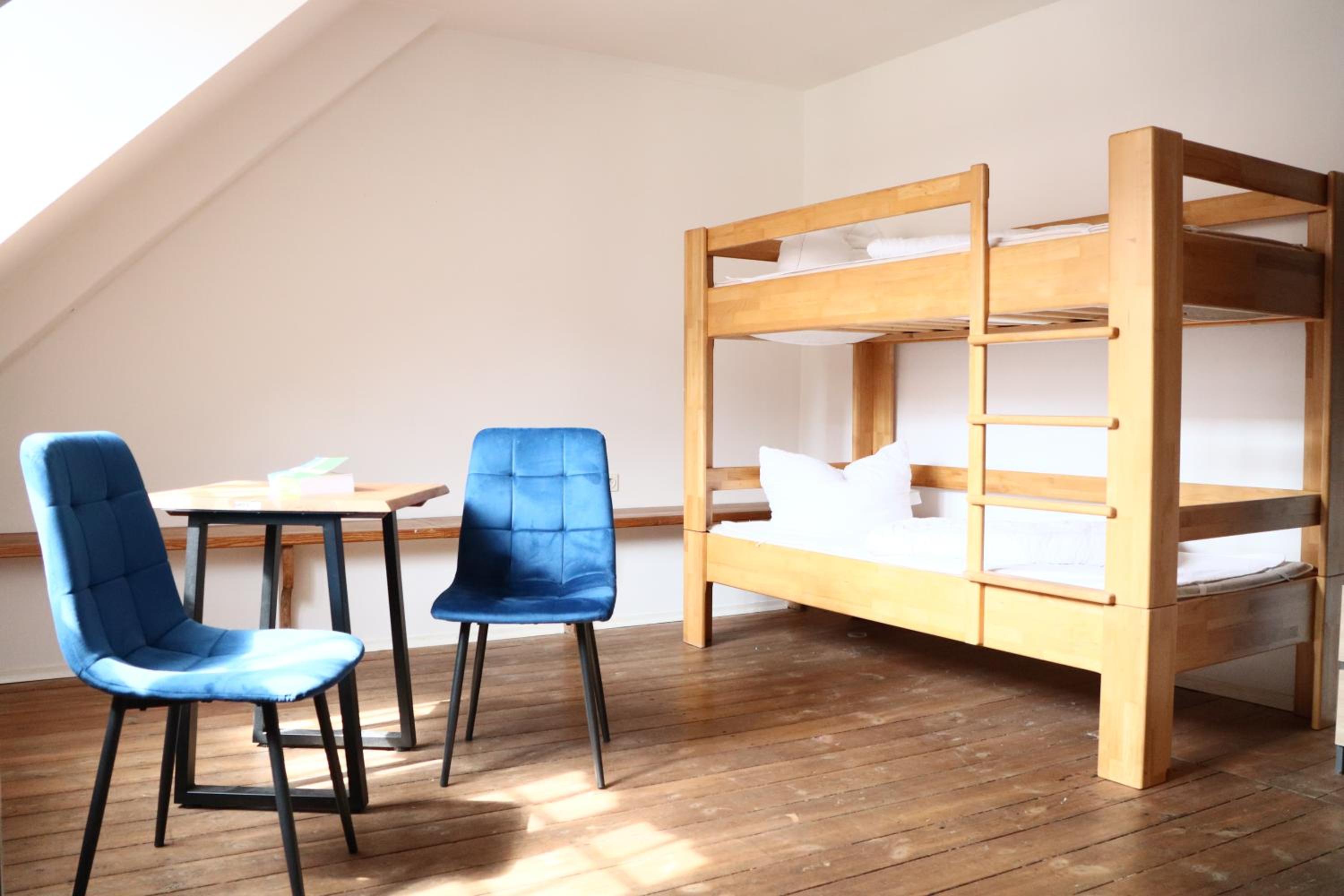Standard Triple Room - Photo 4
