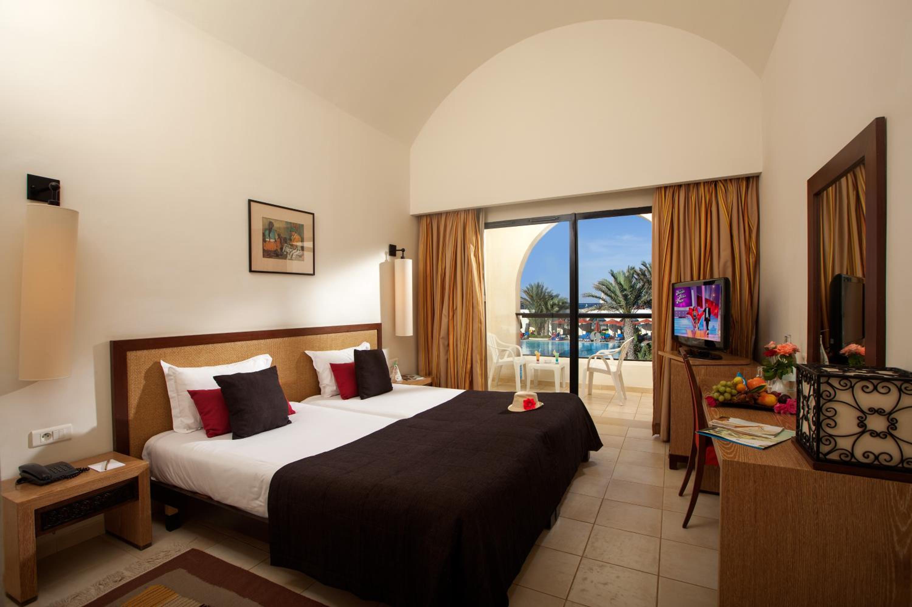 Standard Double Room With Garden View