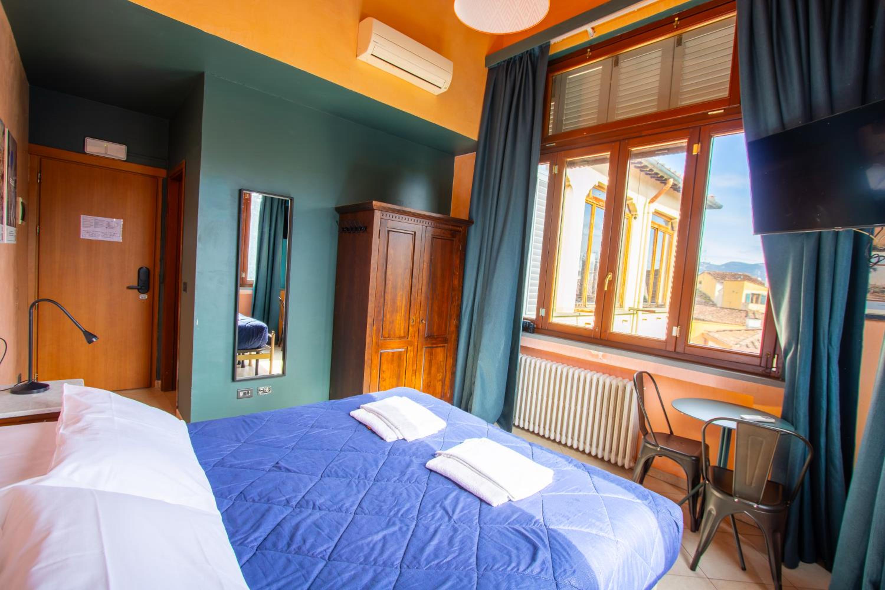 Double or Twin Room with View photo 2