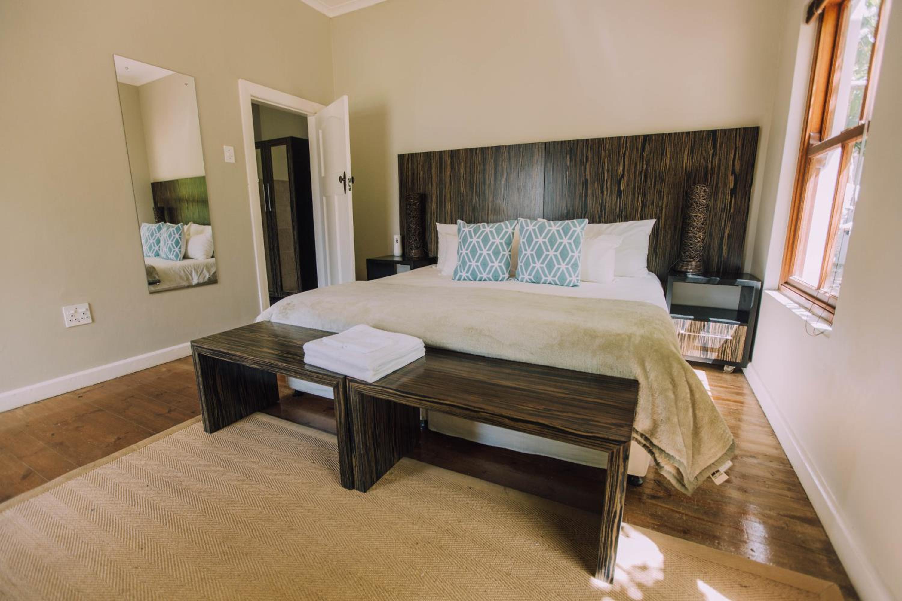 Twin/Double Room photo 3