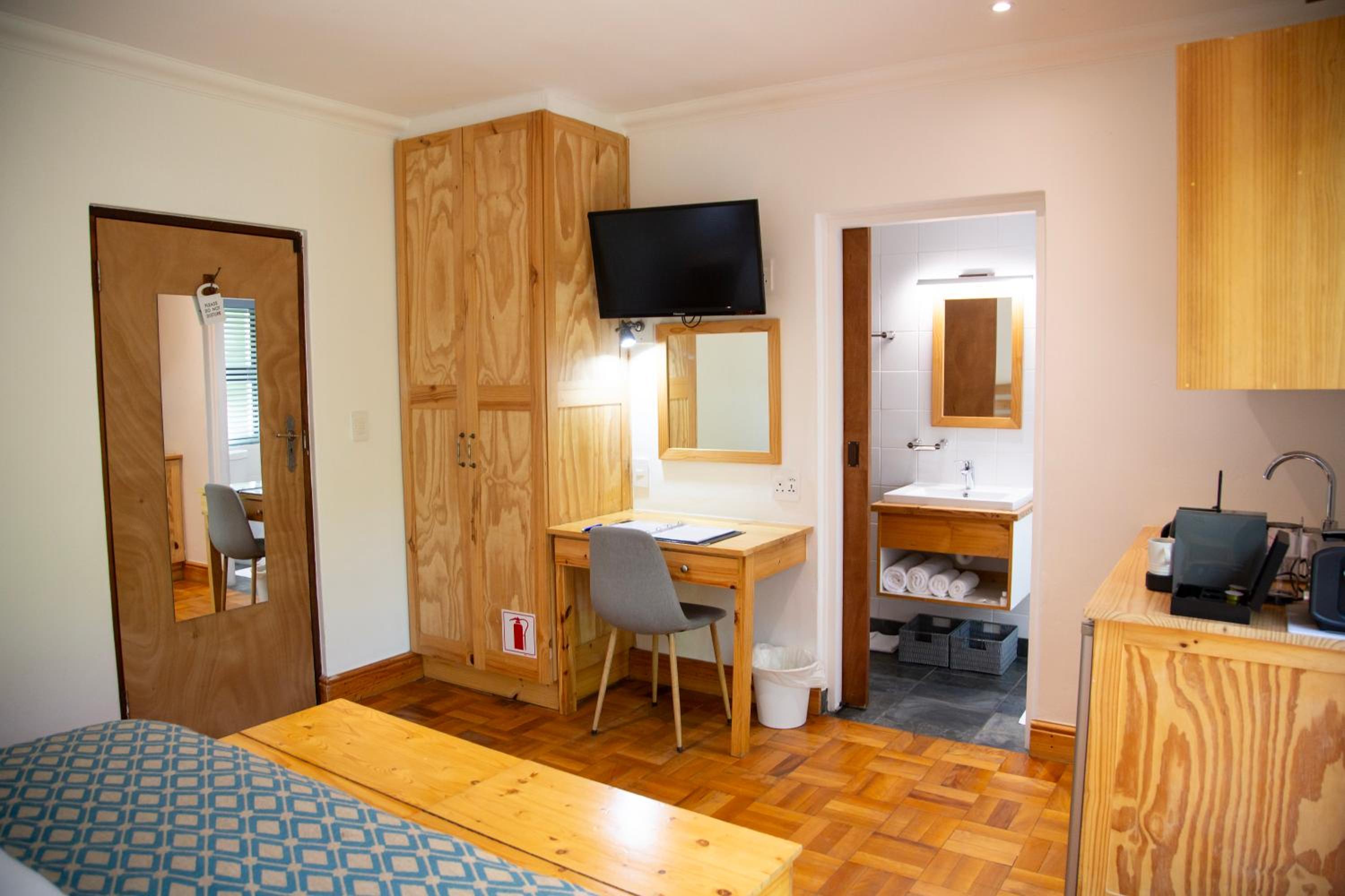 Standard Double Room photo 1