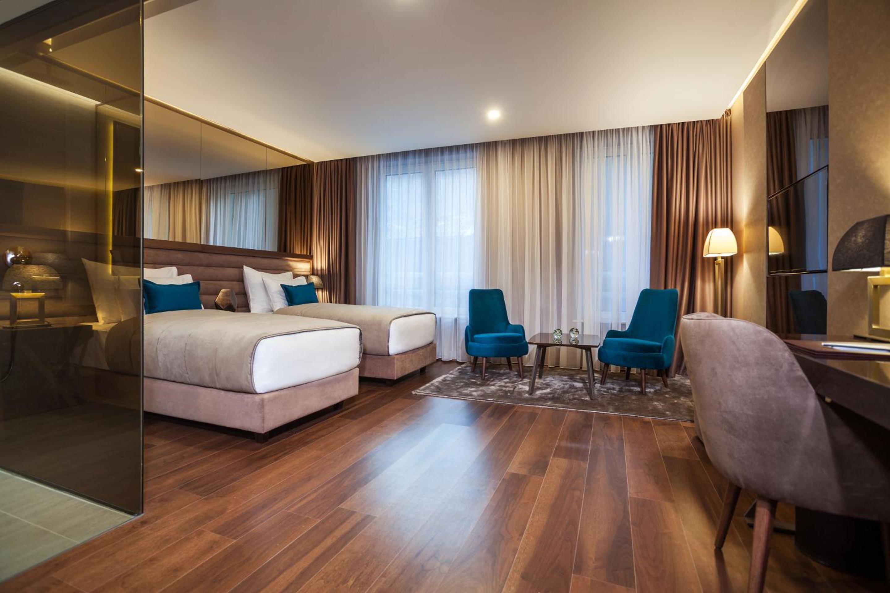 Executive Room photo 2