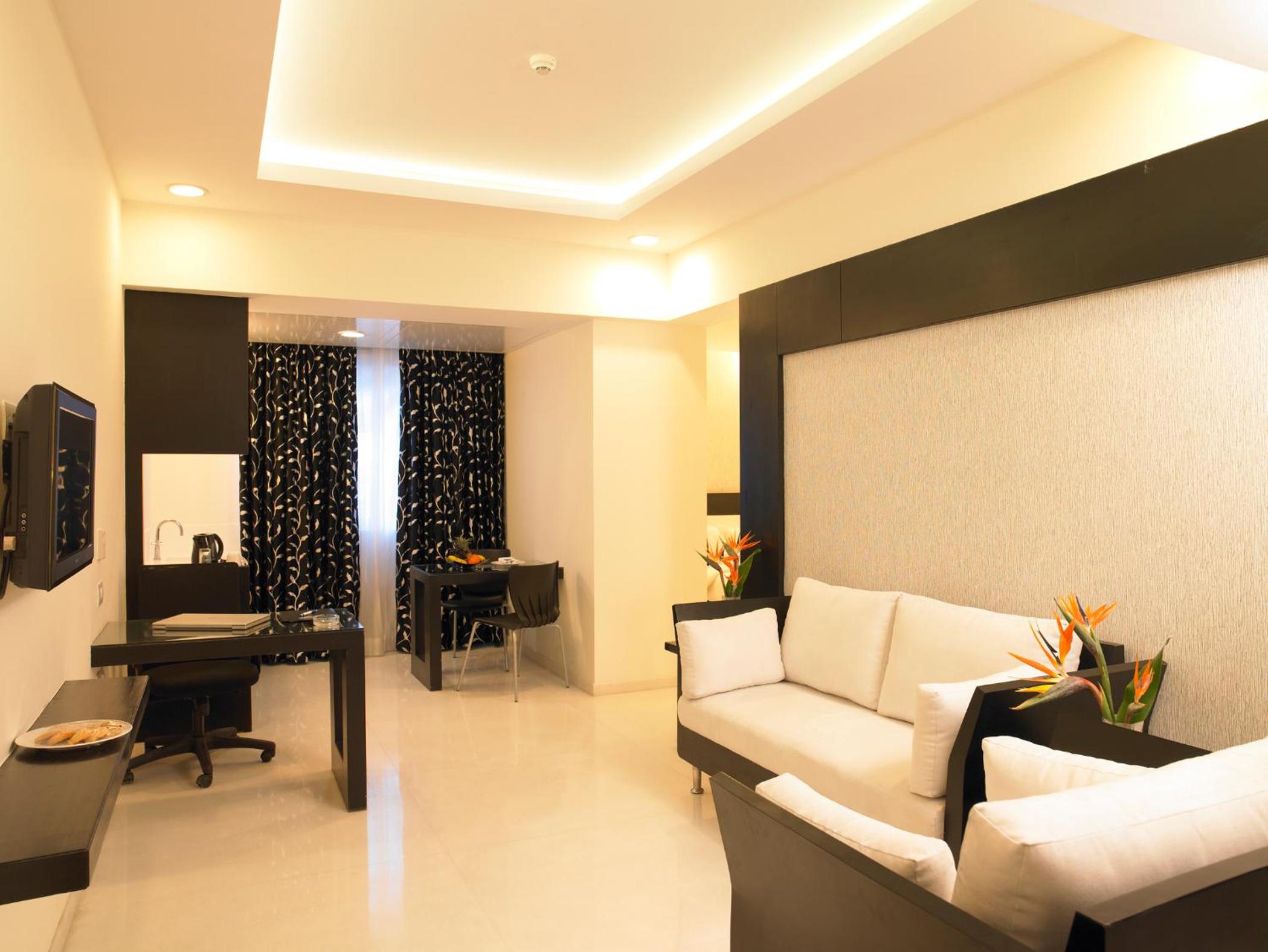 Royal Suite - Photo 1