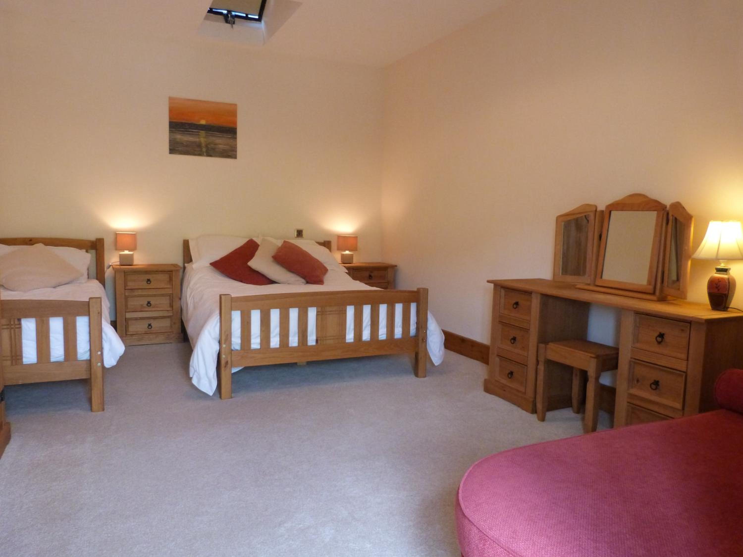 Three-Bedroom Holiday Home  photo 2