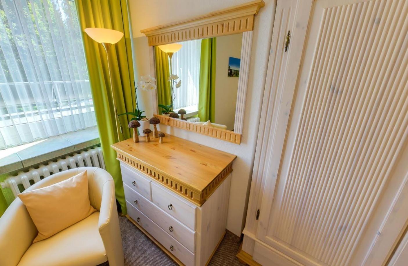 Standard Double Room - Photo 3
