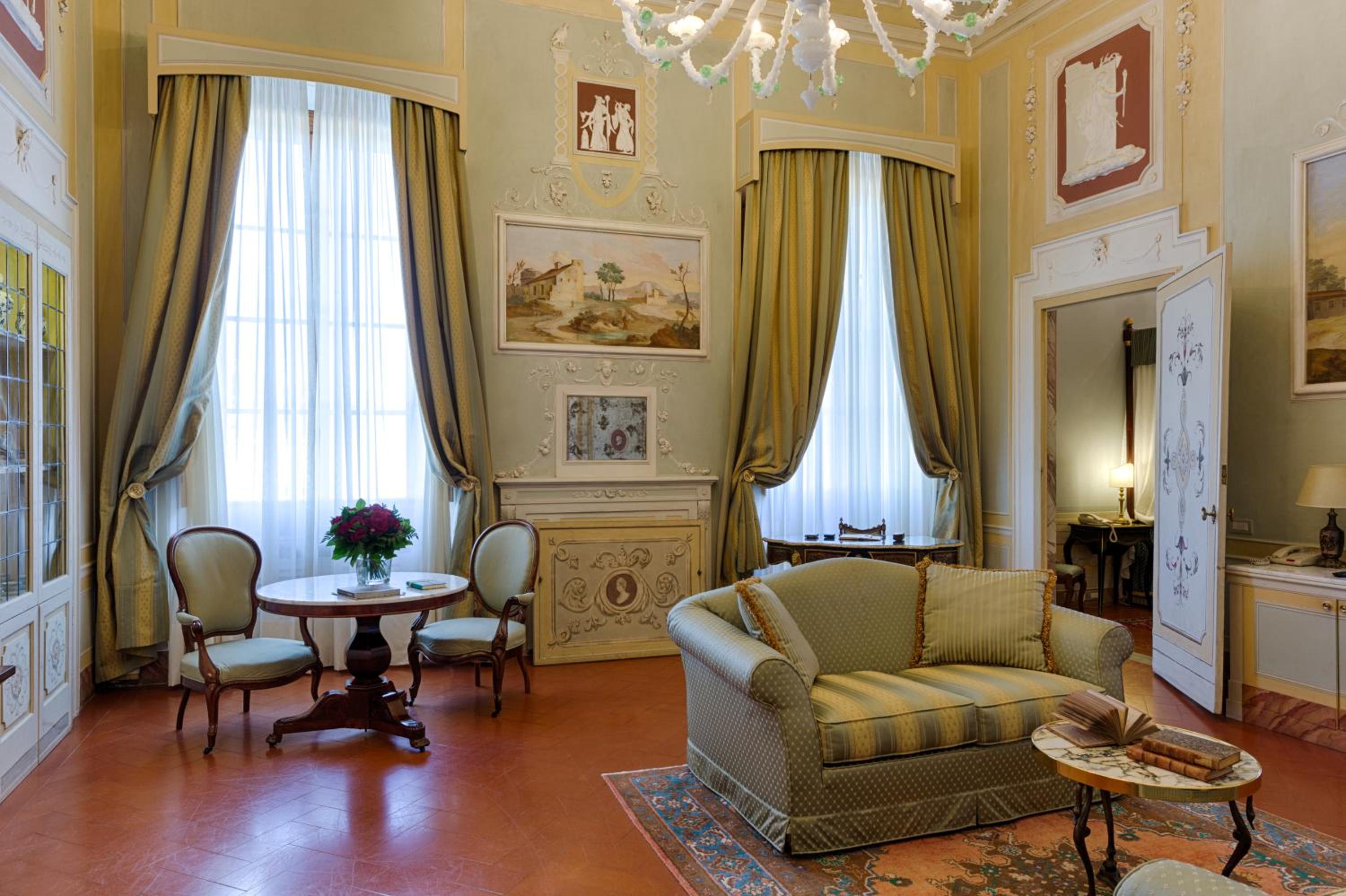 Suite Villa (4 Adults)