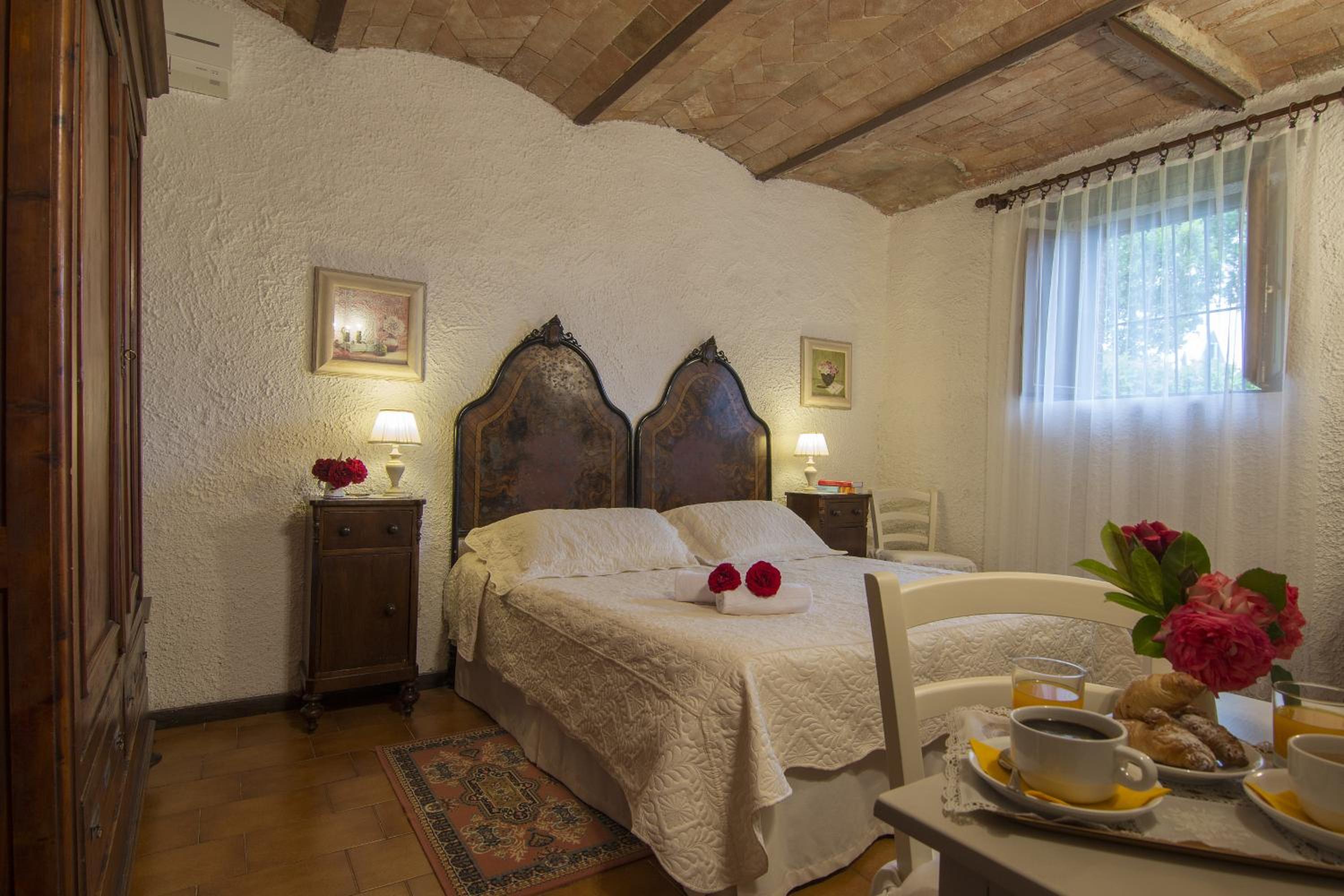 Classic Double Room - Photo 6