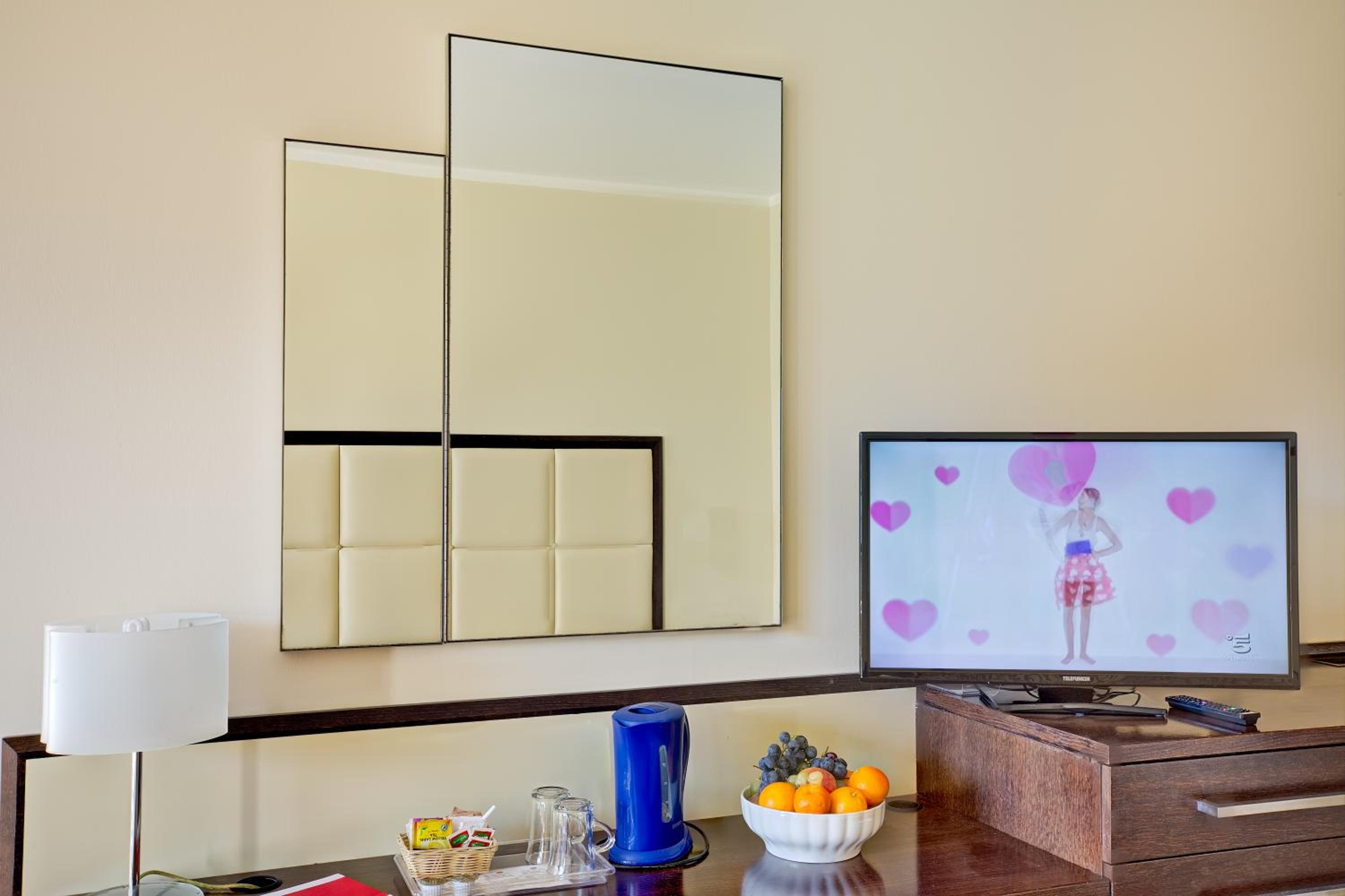 Economy Triple Room - Photo 4