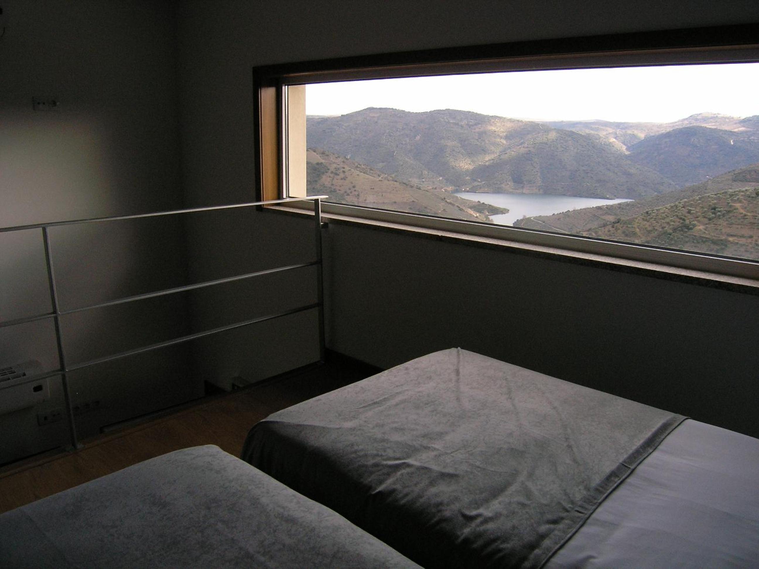 Twin Room with Mezzanine - Photo 2
