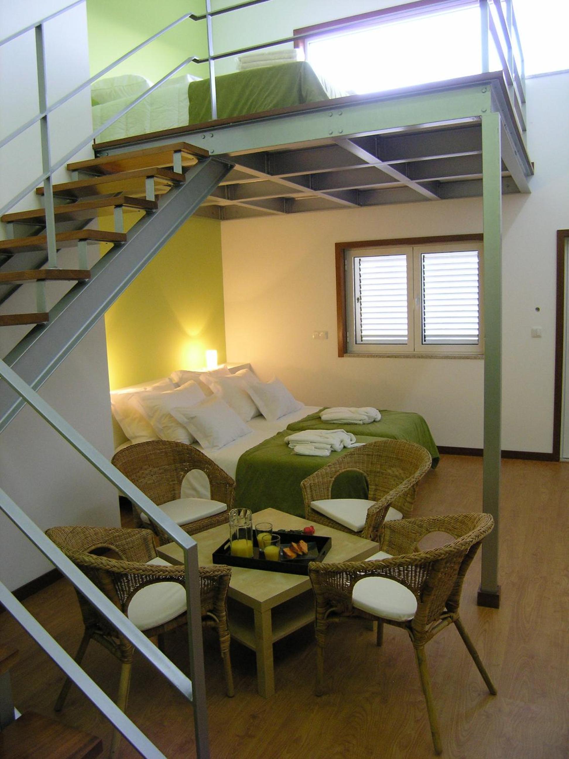 Twin Room with Mezzanine - Photo 1