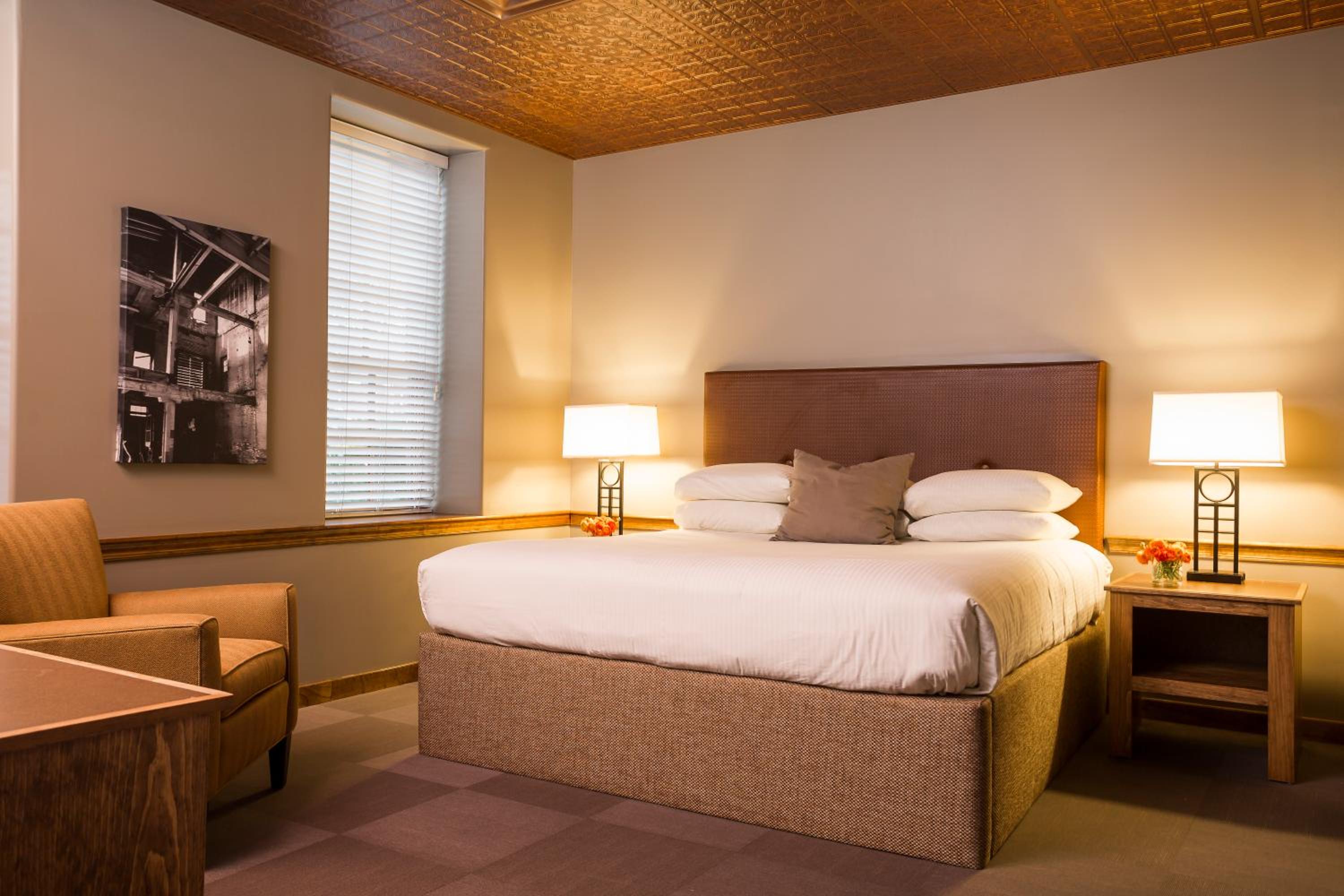 Queen Room - Photo 1