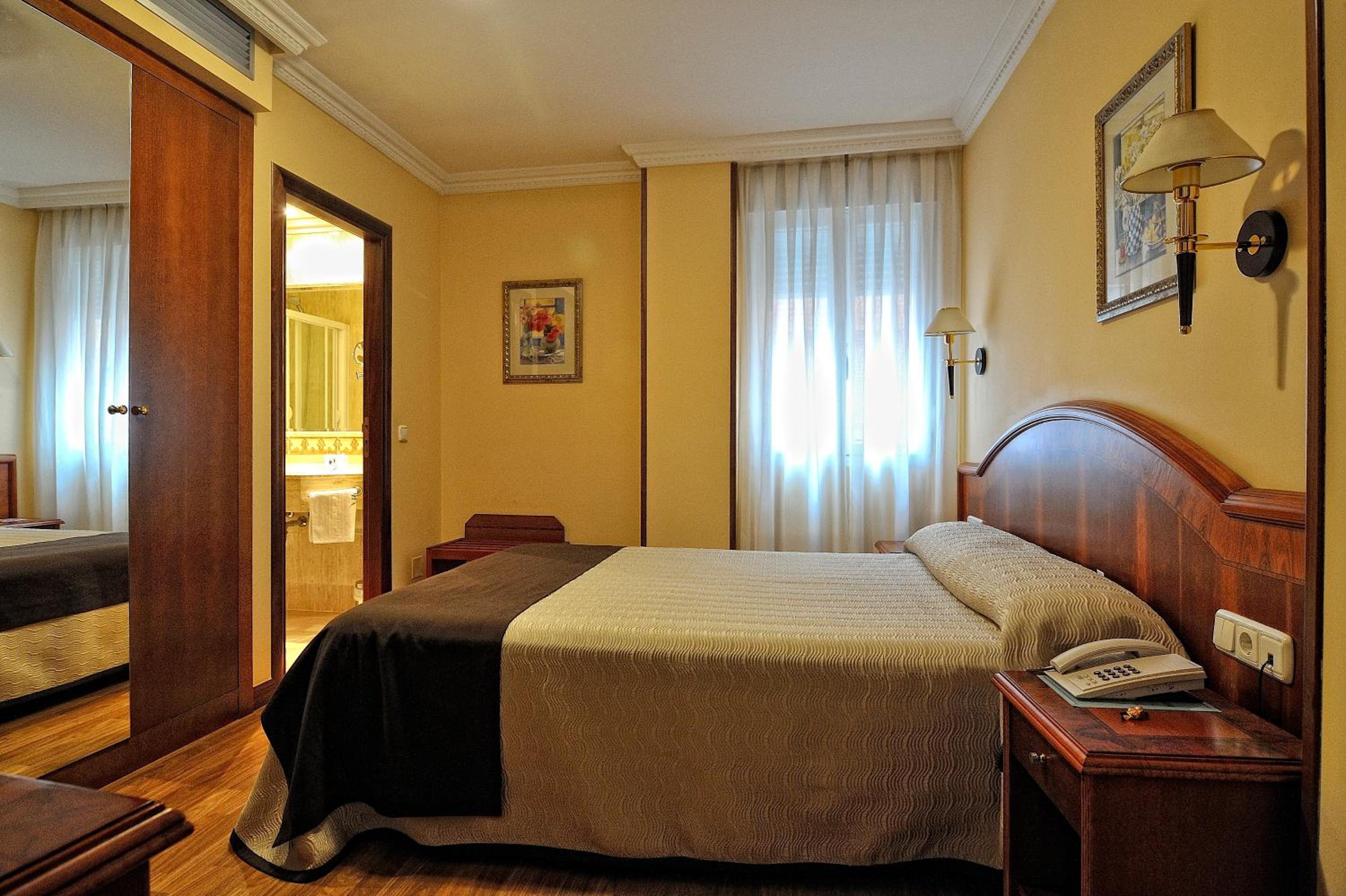 Habitación Doble o con Dos Camas
