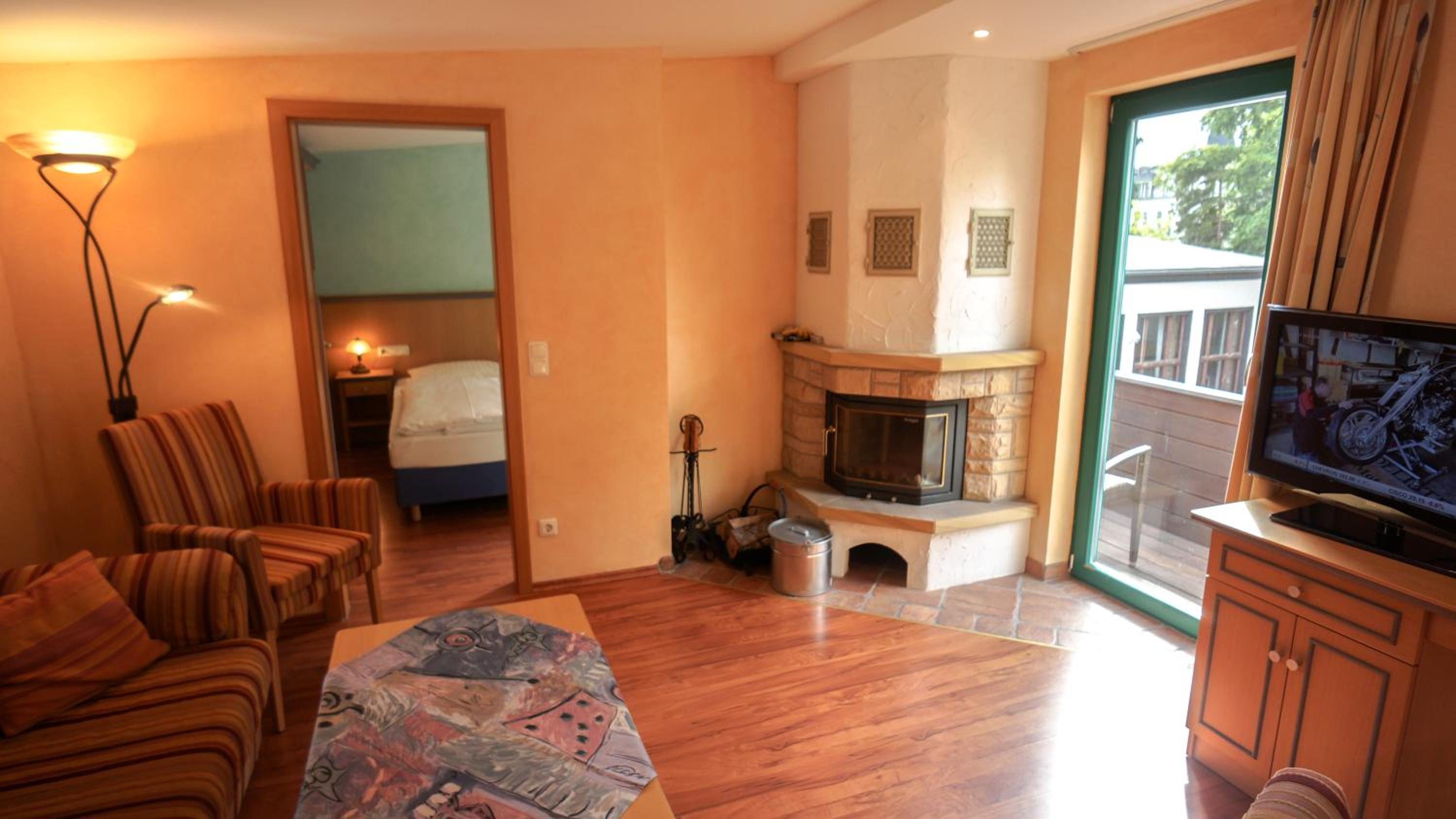 One-Bedroom Apartment with Balcony