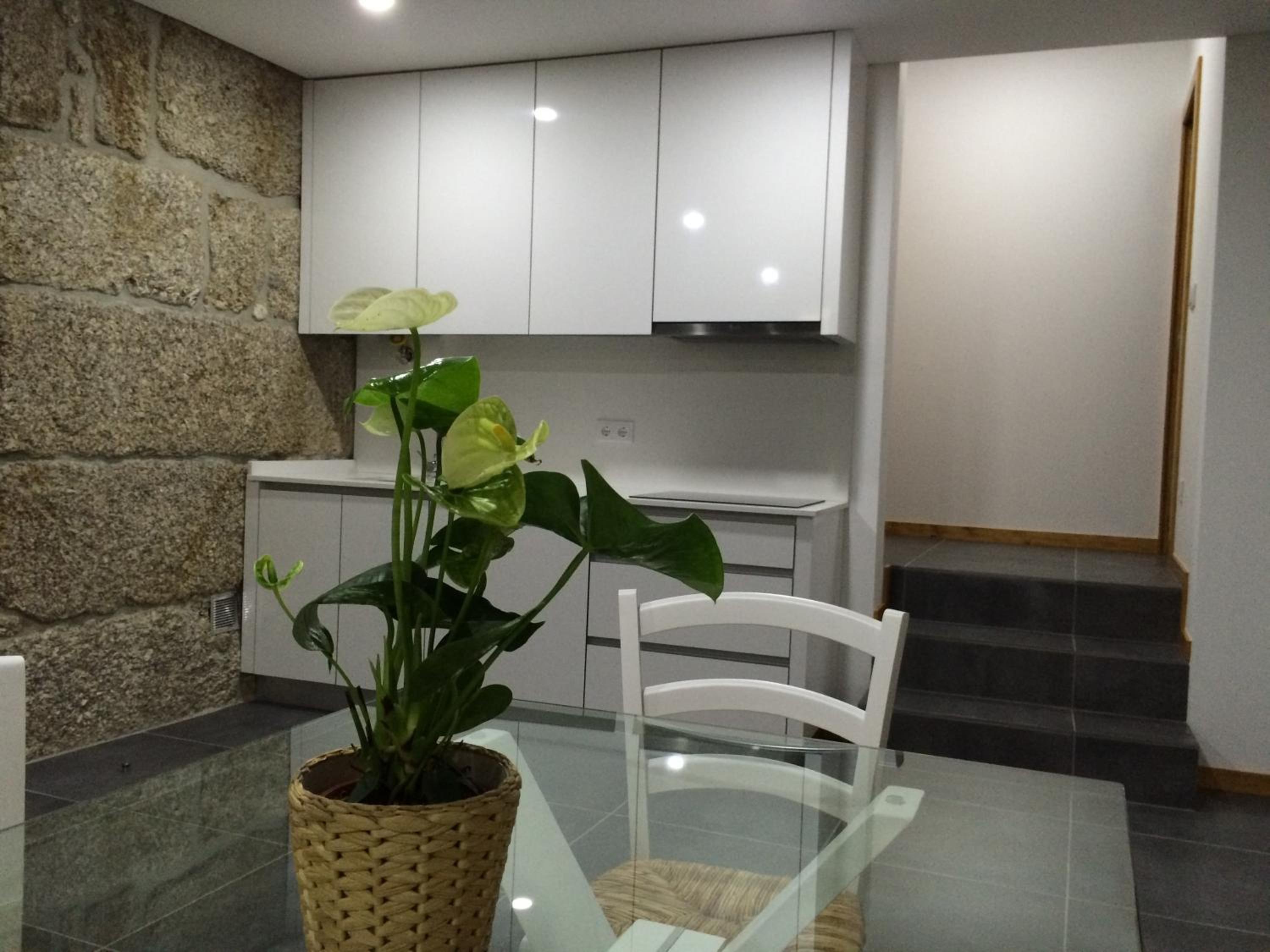 Two-Bedroom Apartment - Photo 4