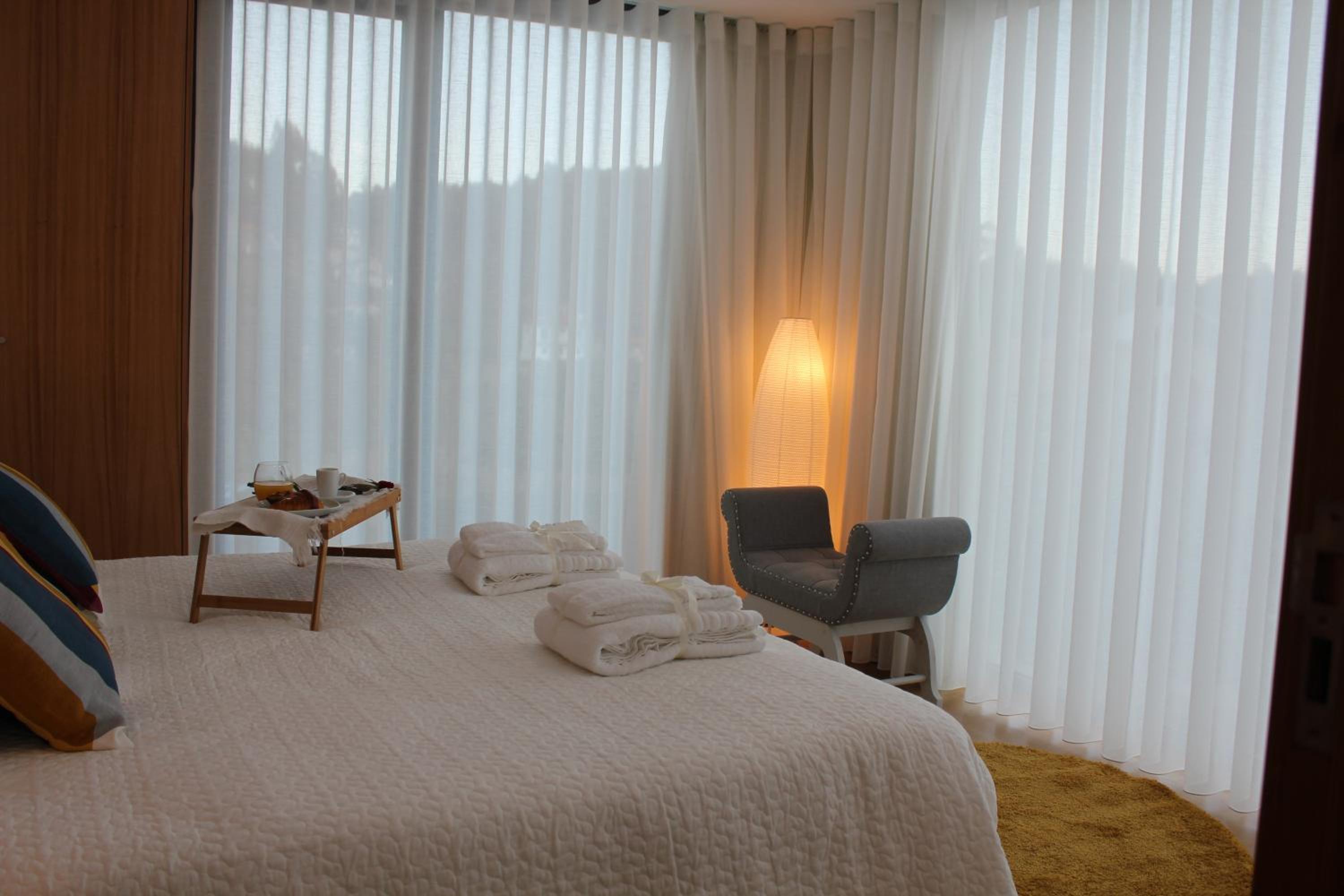 Two-Bedroom Apartment - Photo 9