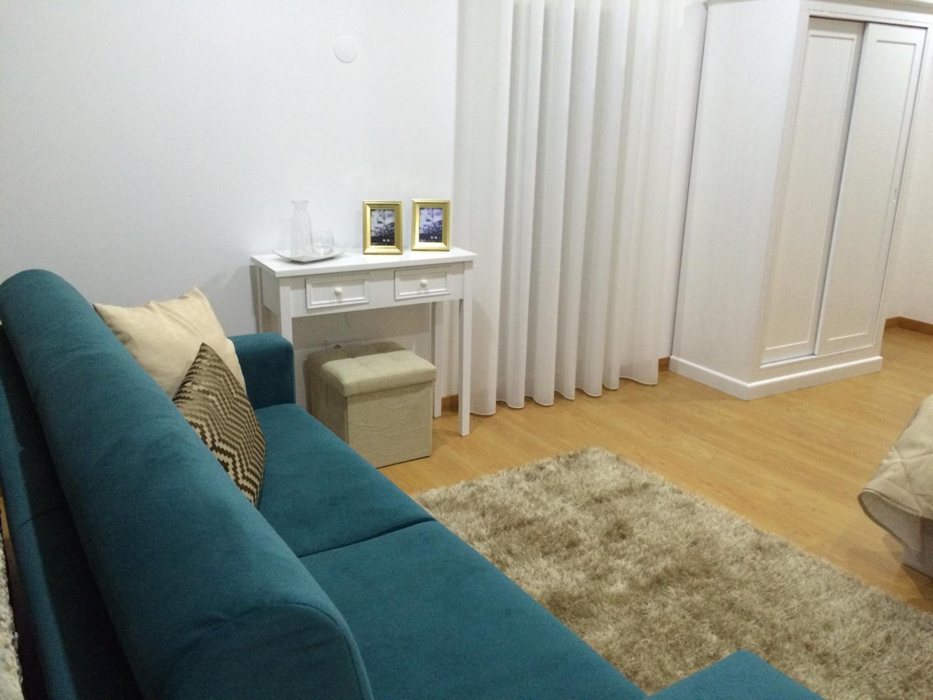 Three-Bedroom Apartment - Photo 20