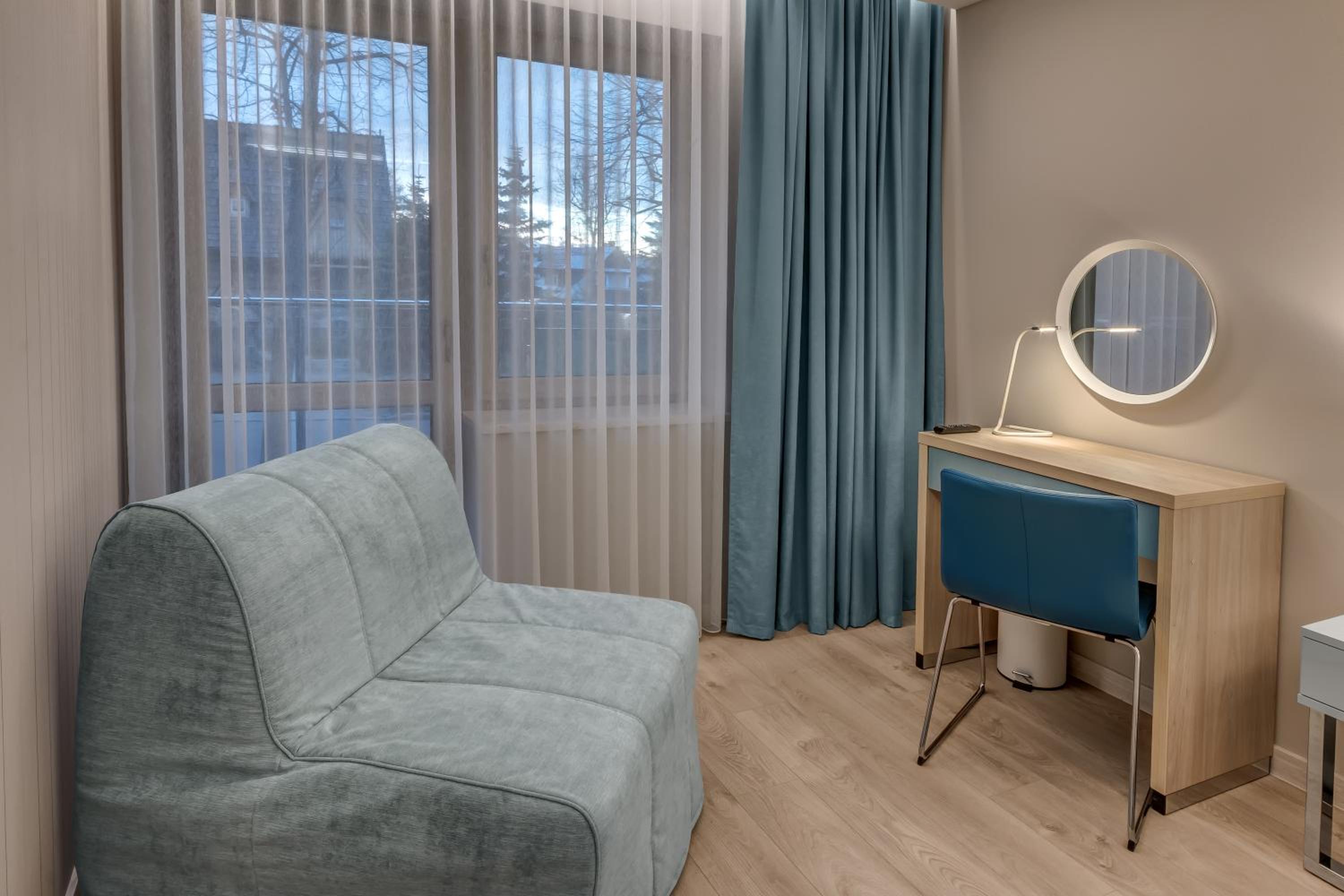 Superior Double Room with Terrace and Mountain View