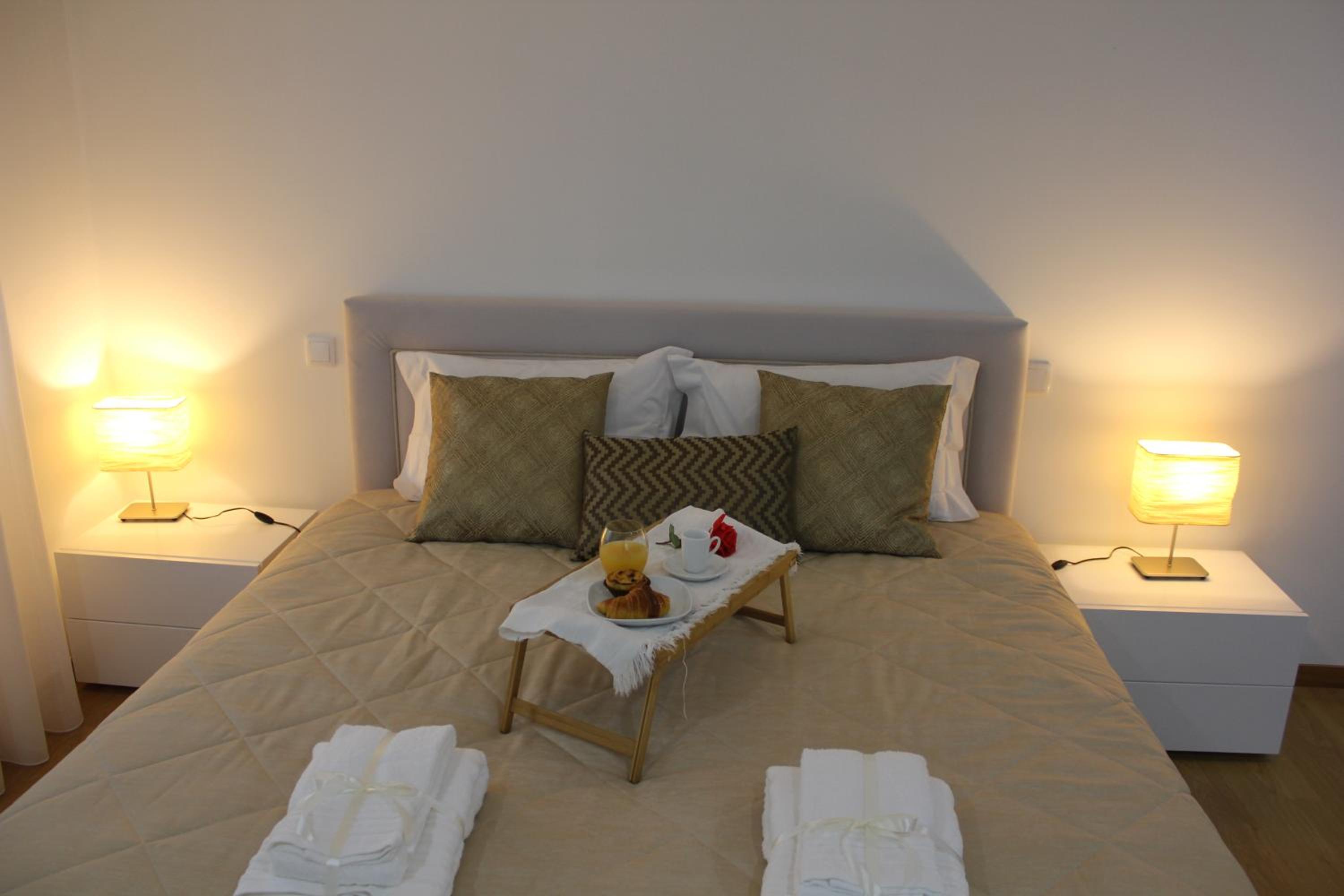 Three-Bedroom Apartment - Photo 8