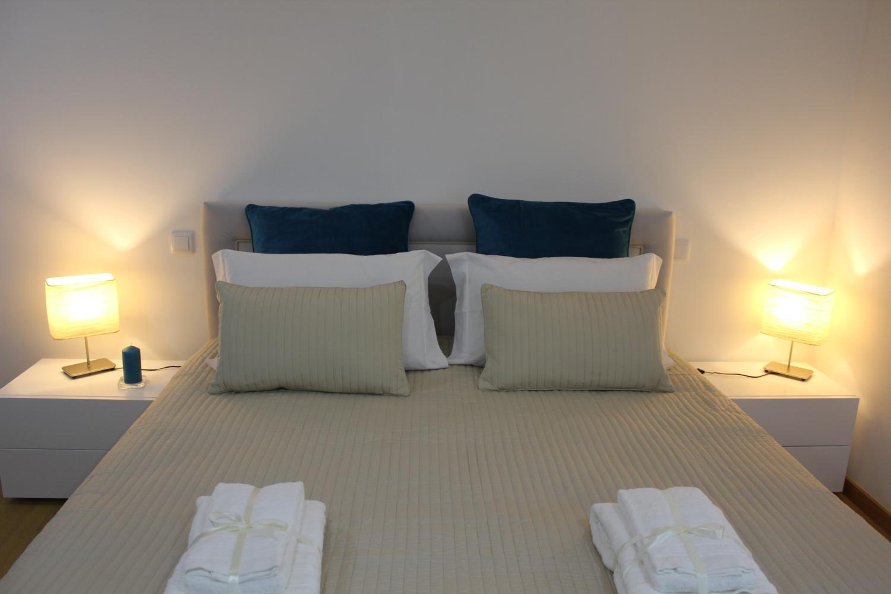 Three-Bedroom Apartment - Photo 14