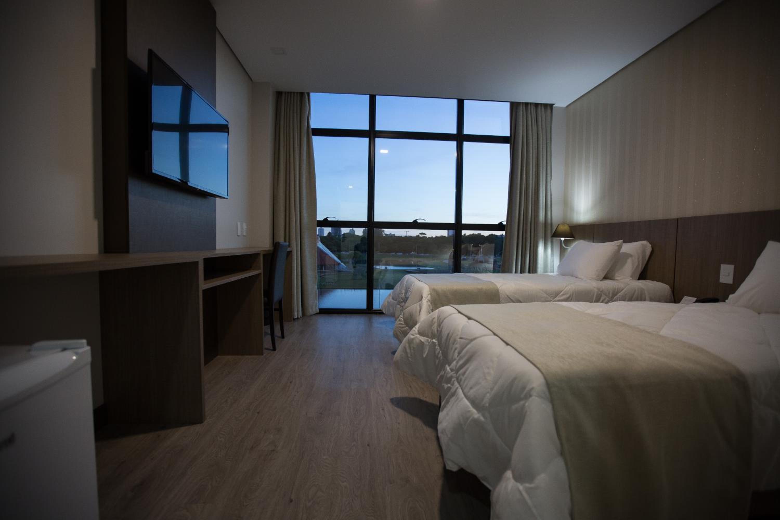 Twin Room With Lake View photo 3