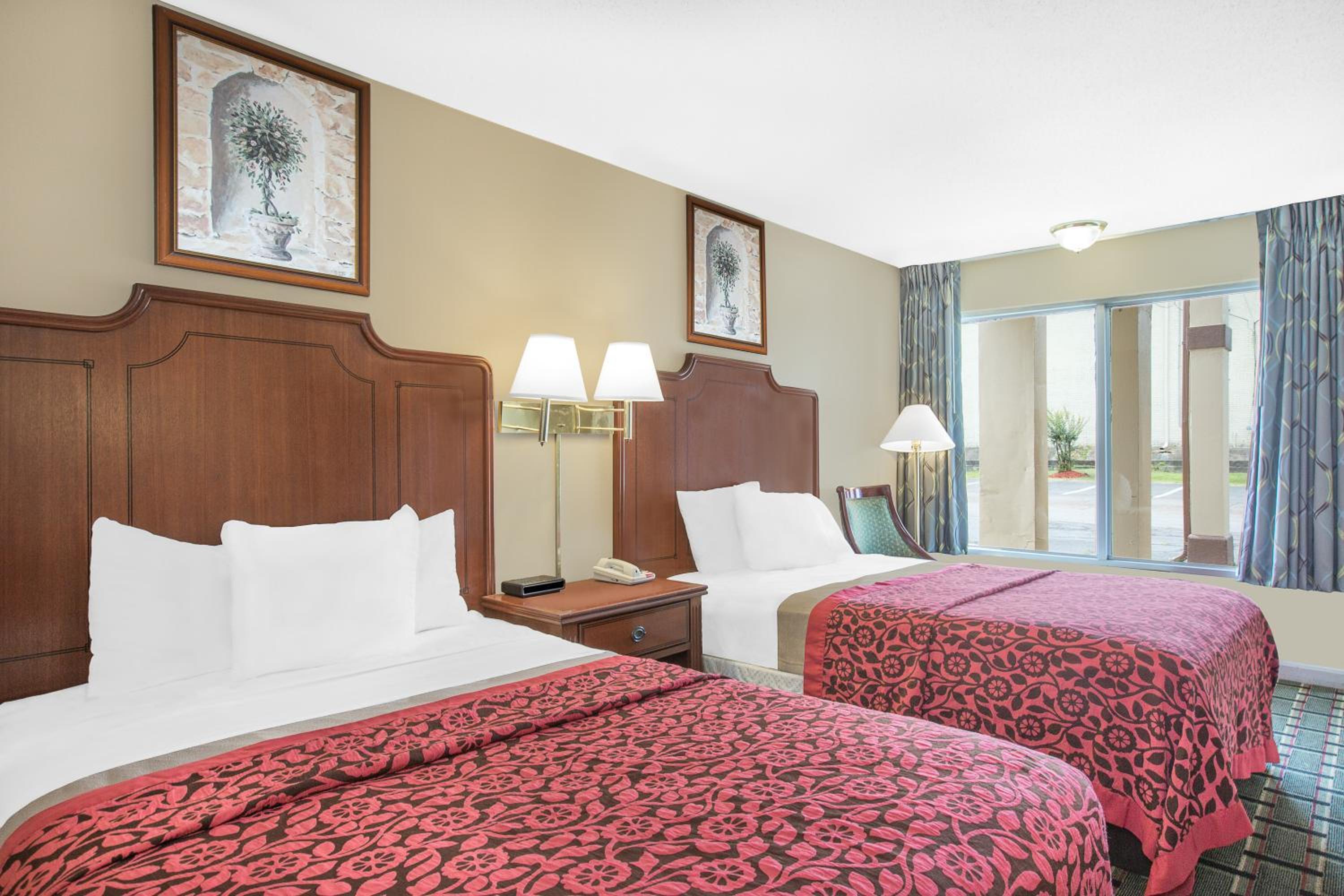Double Room With Two Double Beds - Non-Smoking photo 3