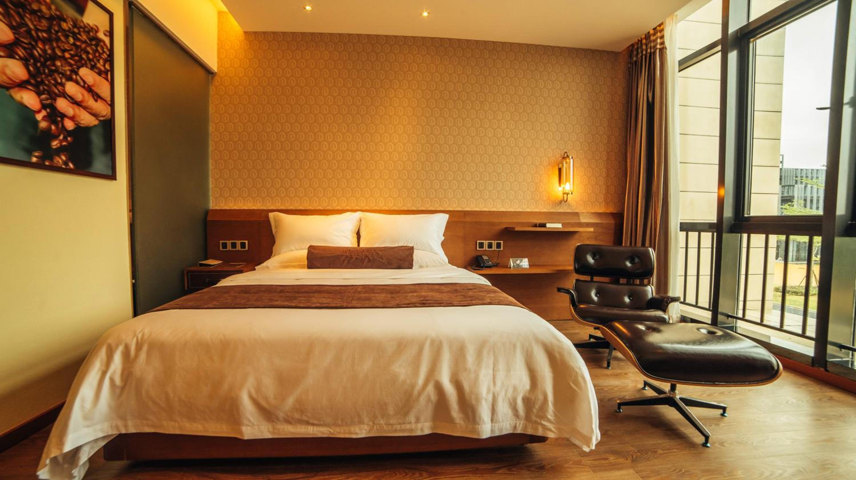 Queen Room photo 3