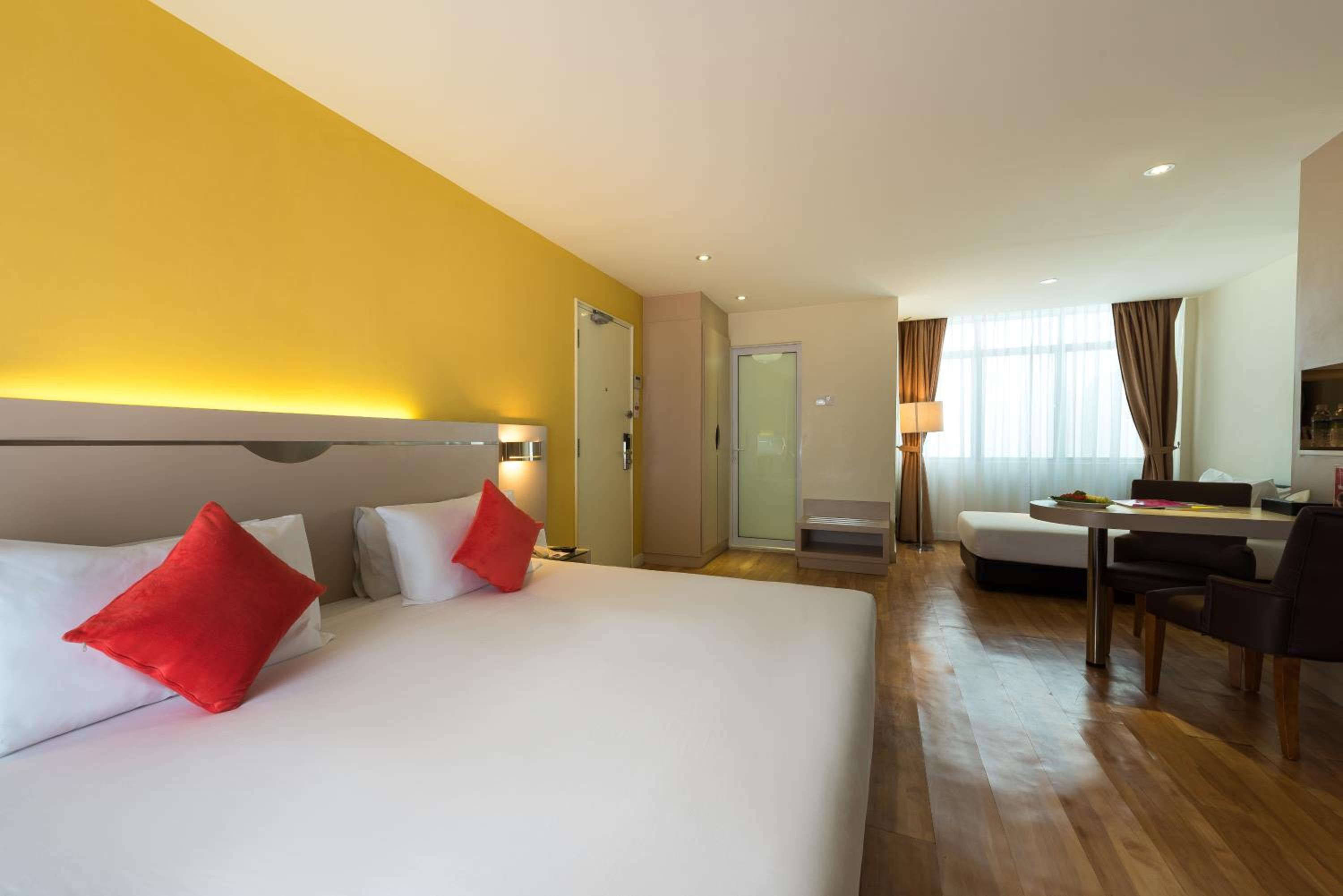 Executive Suite photo 3