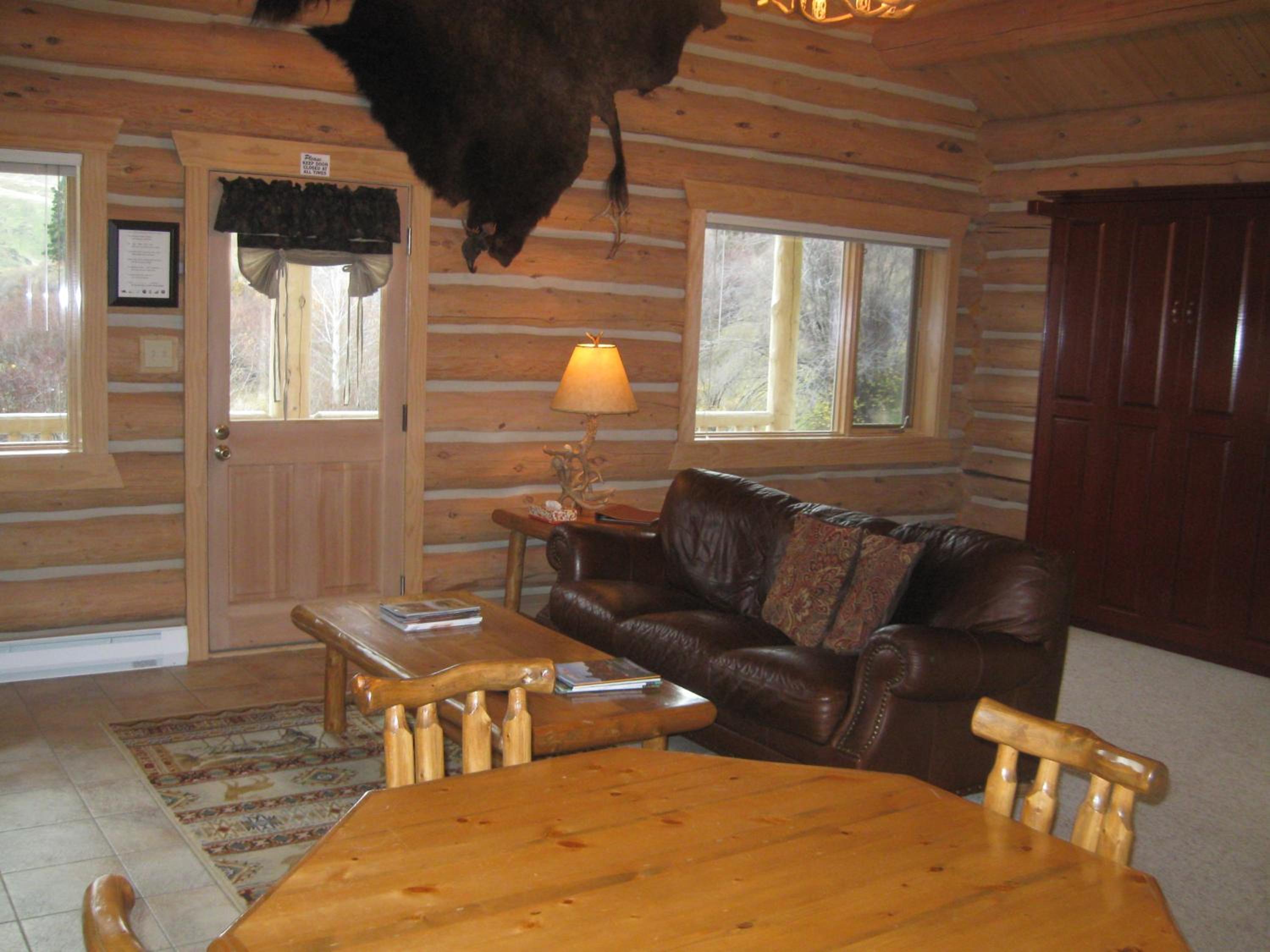 One-Bedroom Cottage - Willow photo 3