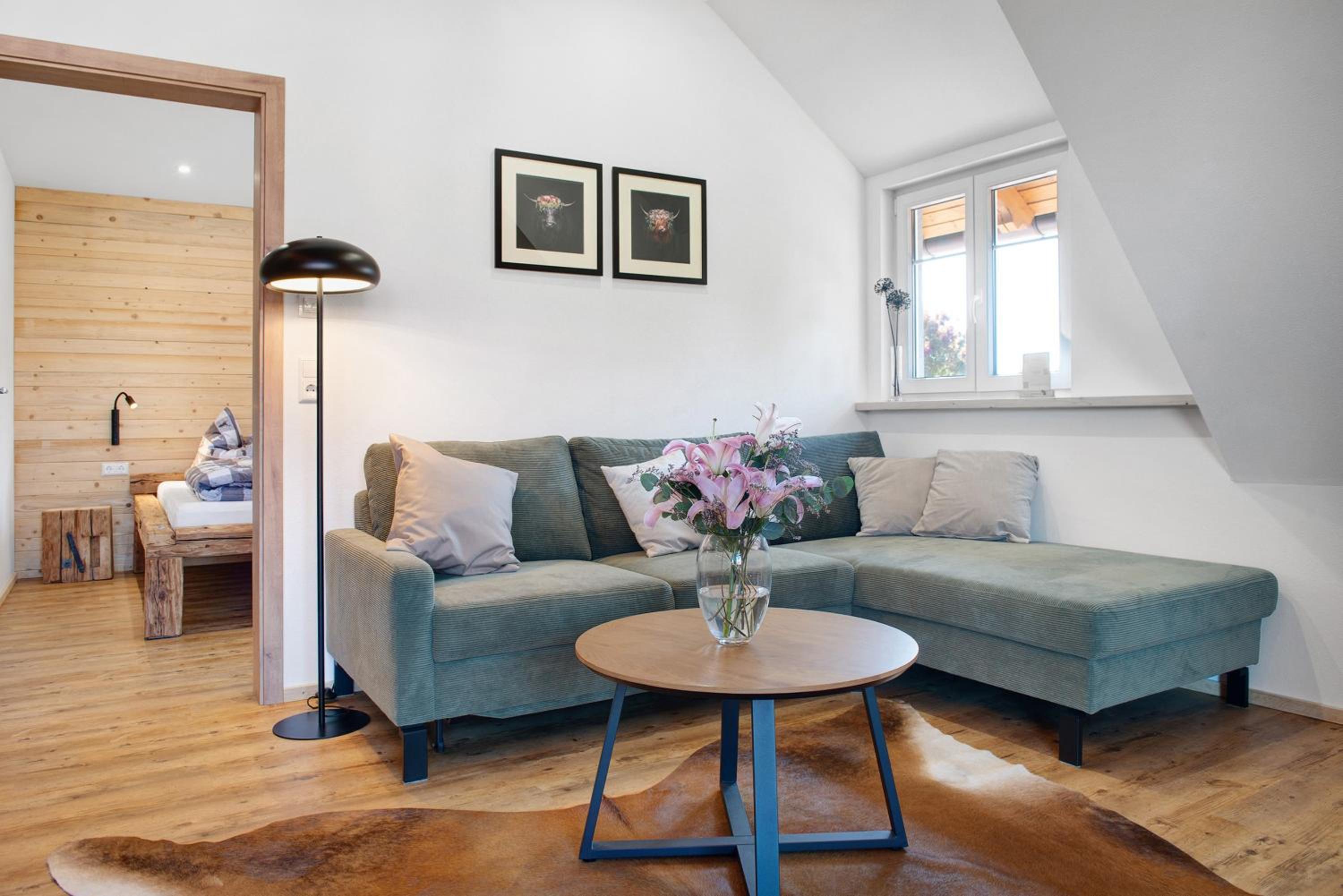 Three-Bedroom Premium Apartment with Balcony photo 2