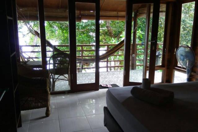 Bungalow with Sea View - Photo 8