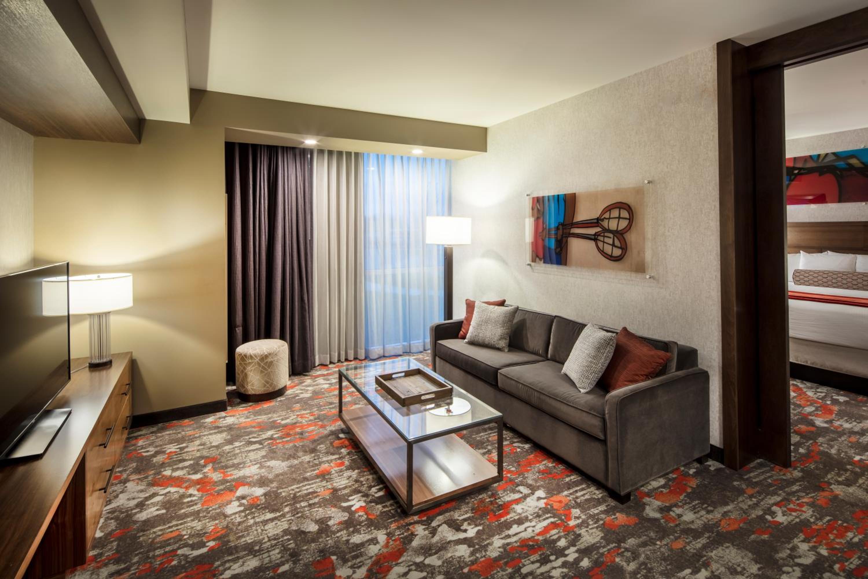 Executive King Suite - Non-Smoking