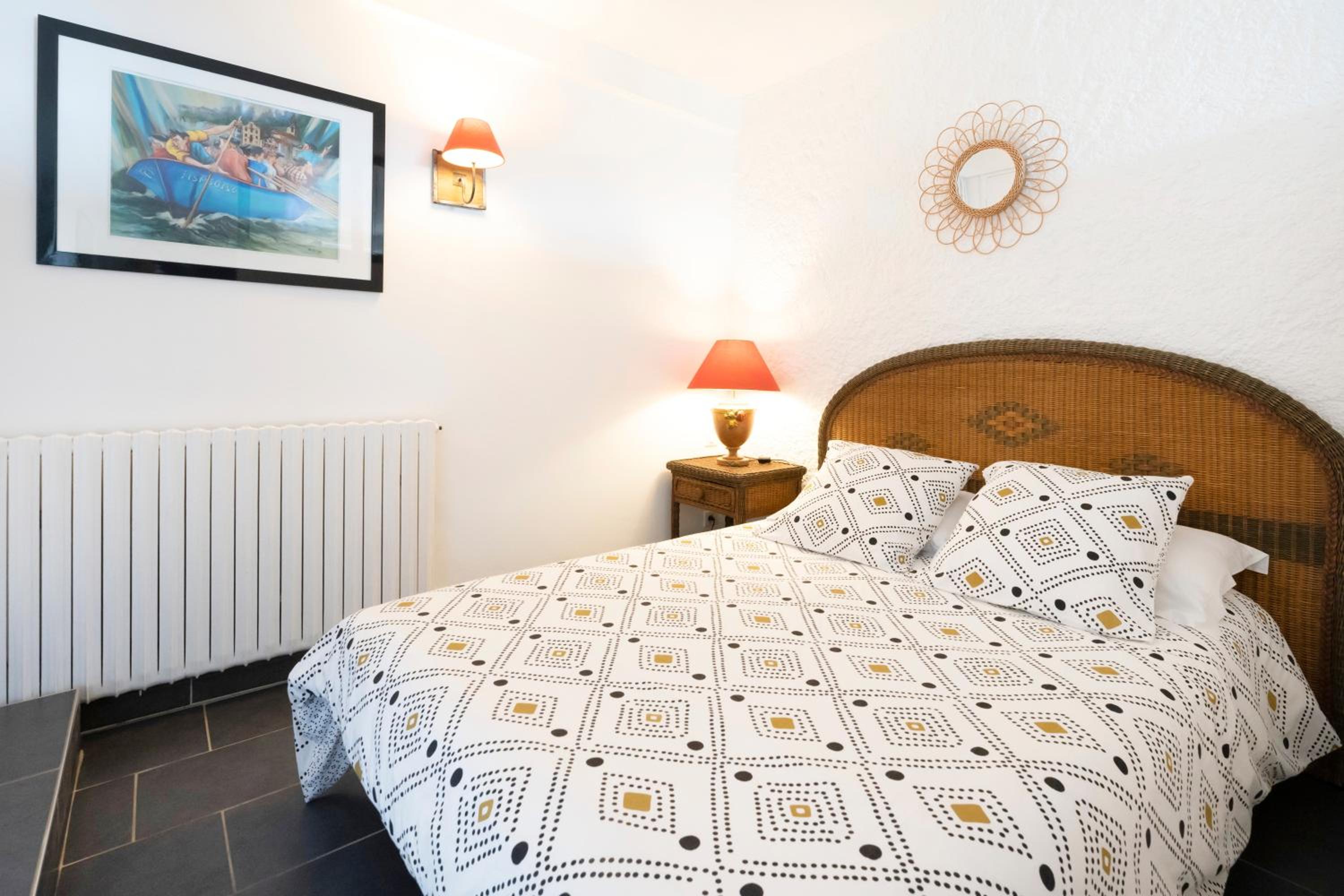 Studio Apartment with Sea View